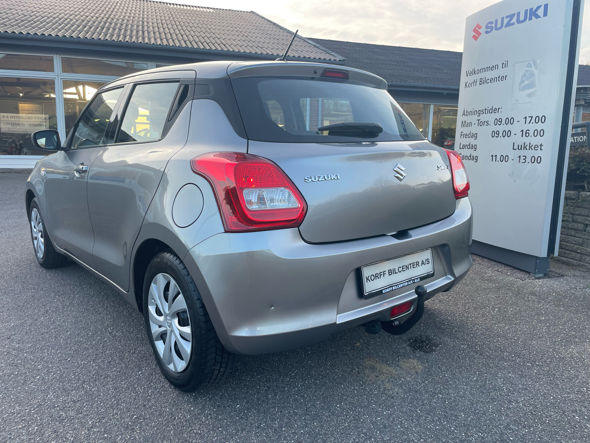 Billede af Suzuki Swift 1,2 Dualjet Club AEB 90HK 5d
