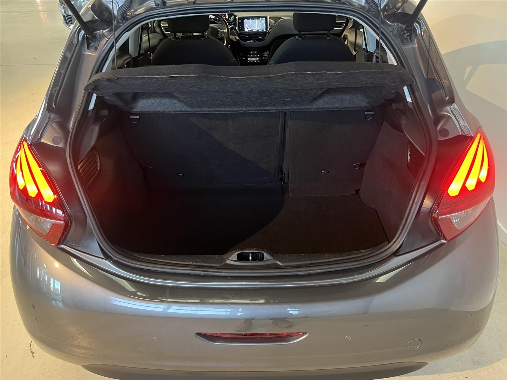 Billede af Peugeot 208 1,2 PureTech Prestige 82HK 5d