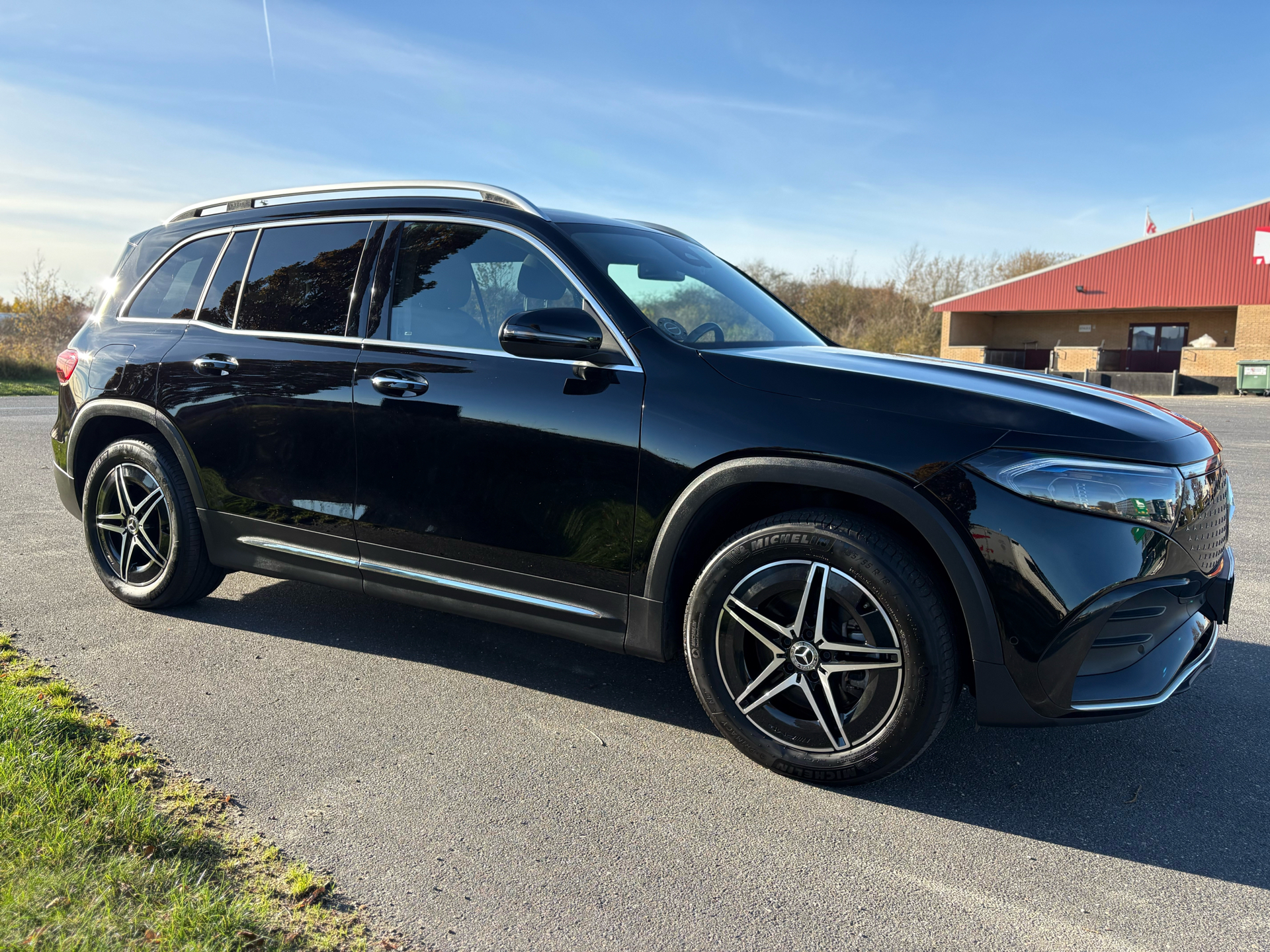 Billede af Mercedes-Benz EQB 250+ EL AMG Advance Plus 190HK 5d Aut.