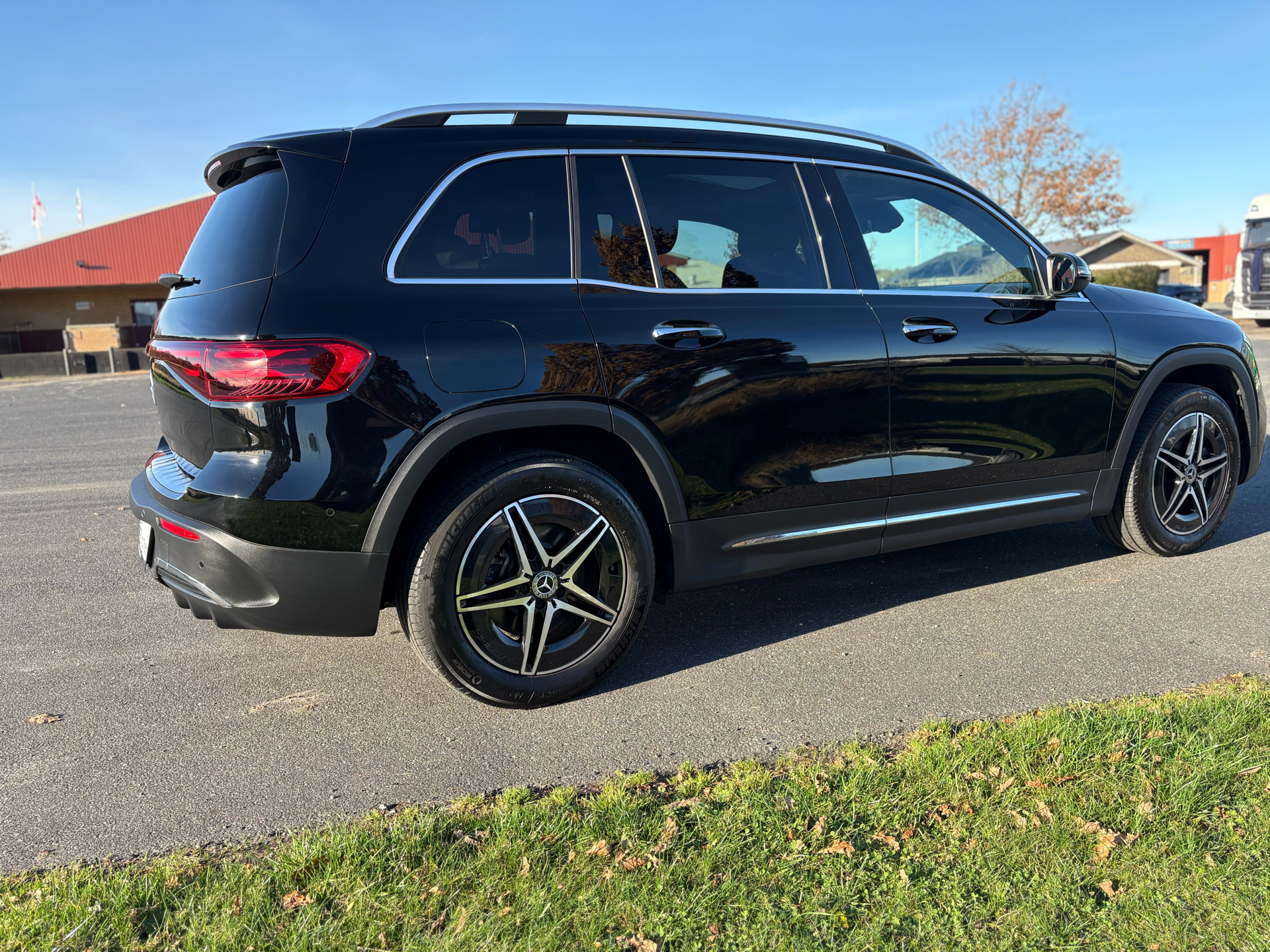 Billede af Mercedes-Benz EQB 250+ EL AMG Advance Plus 190HK 5d Aut.