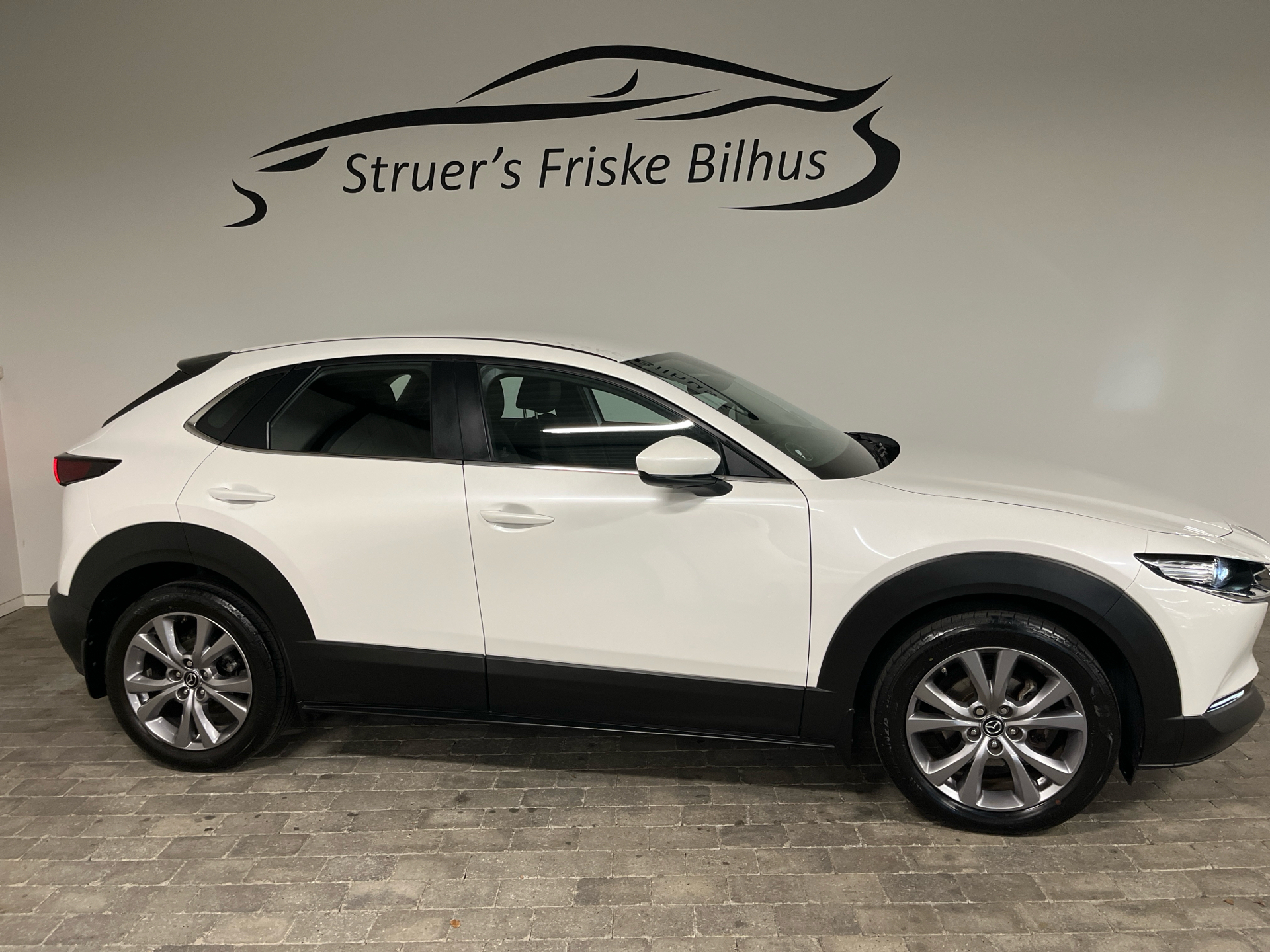 Billede af Mazda CX-30 2,0 Skyactiv-G  Mild hybrid Cosmo 122HK 5d 6g Aut.