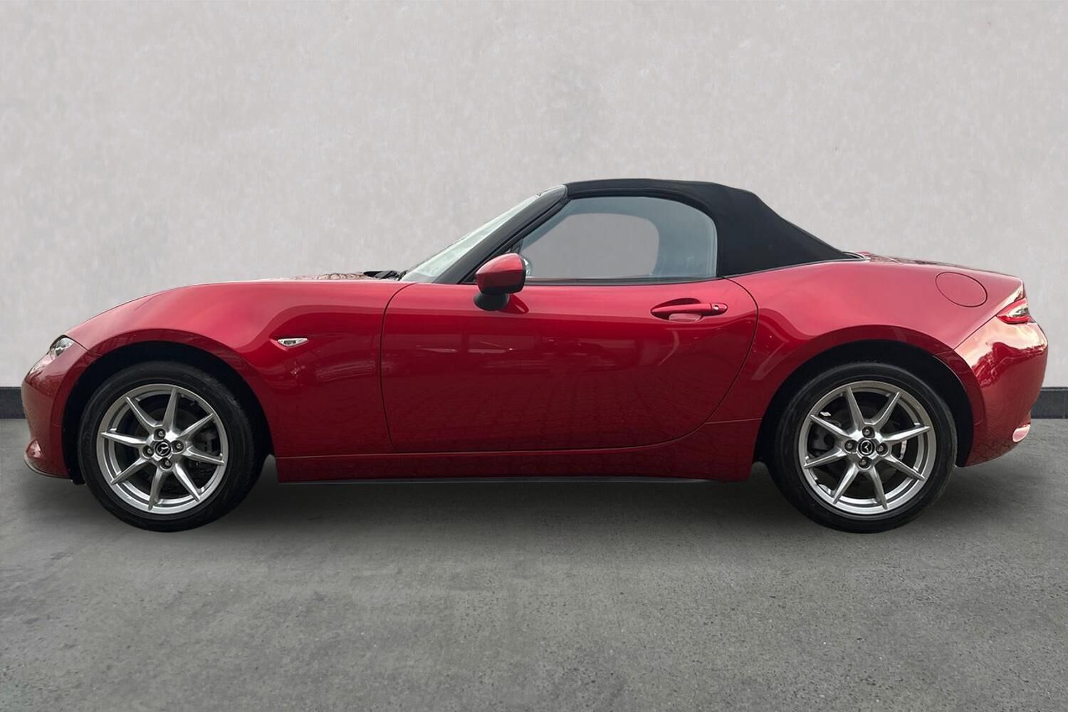 Billede af Mazda MX-5 Roadster 1,5 Skyactiv-G 131HK Cabr. 6g