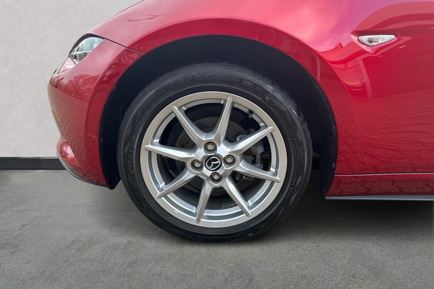 Billede af Mazda MX-5 Roadster 1,5 Skyactiv-G 131HK Cabr. 6g