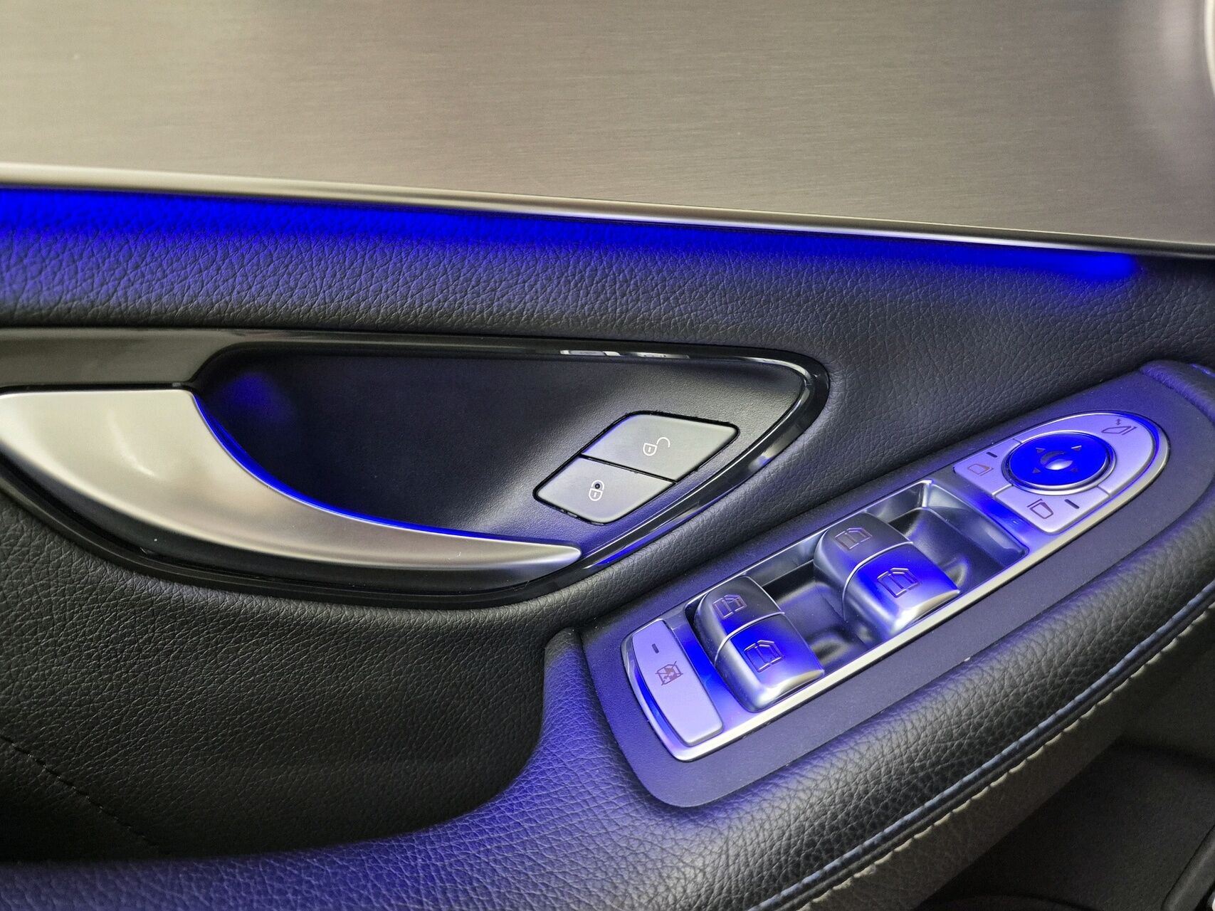 Billede af Mercedes-Benz C220 d T 2,0 CDI AMG Line 9G-Tronic 194HK Stc Aut.