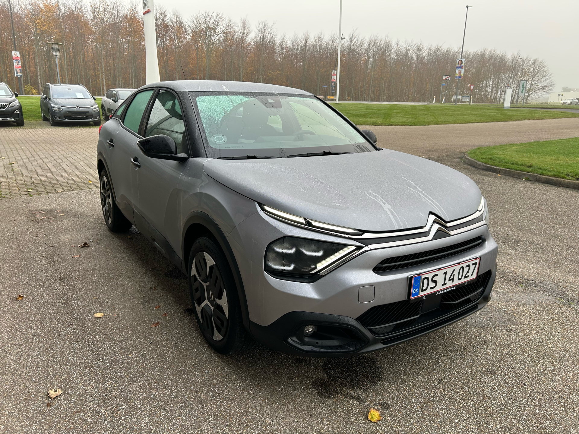 Billede af Citroën C4 1,2 PureTech Carré EAT8 130HK 5d 8g Aut.