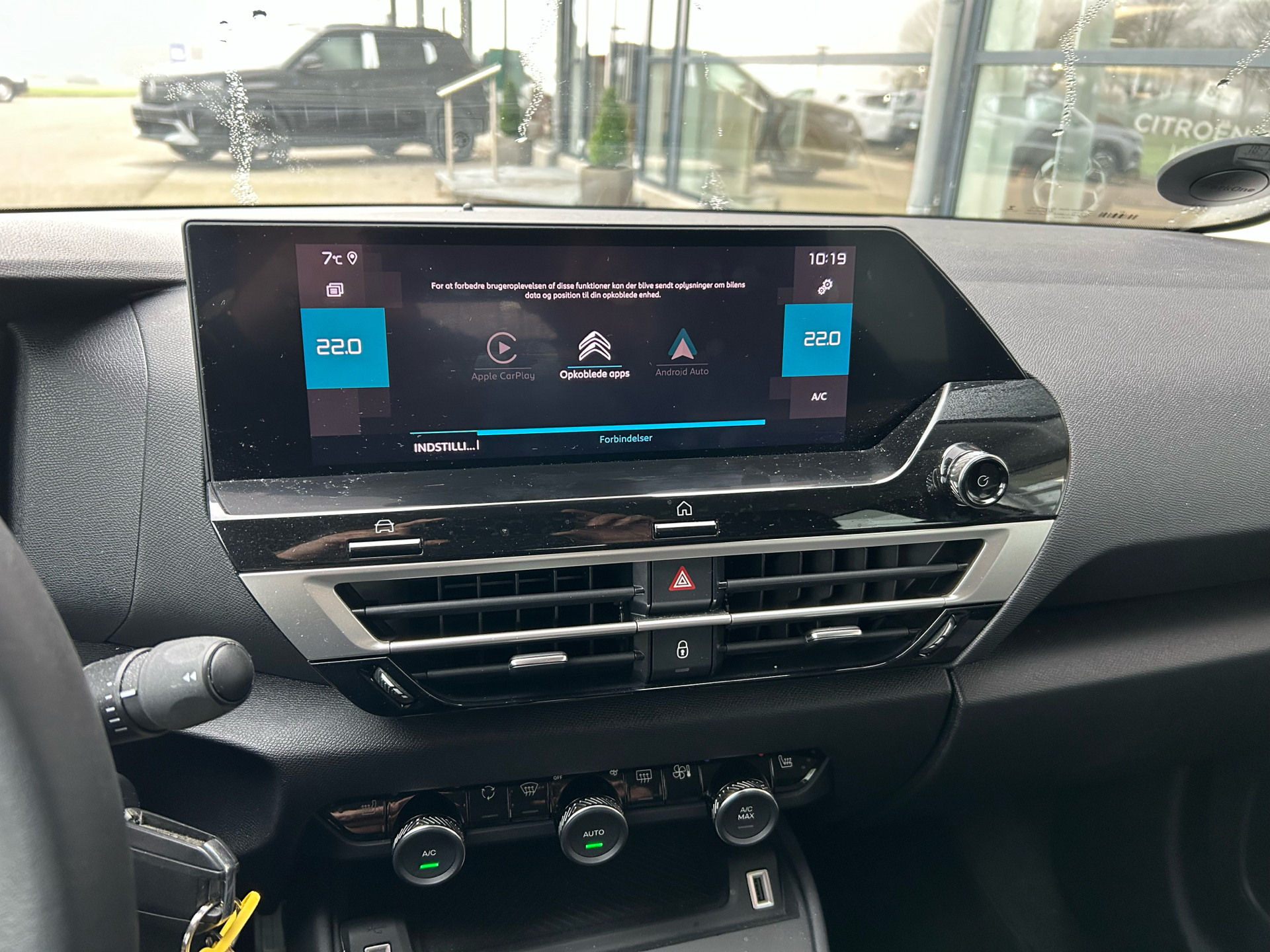 Billede af Citroën C4 1,2 PureTech Carré EAT8 130HK 5d 8g Aut.