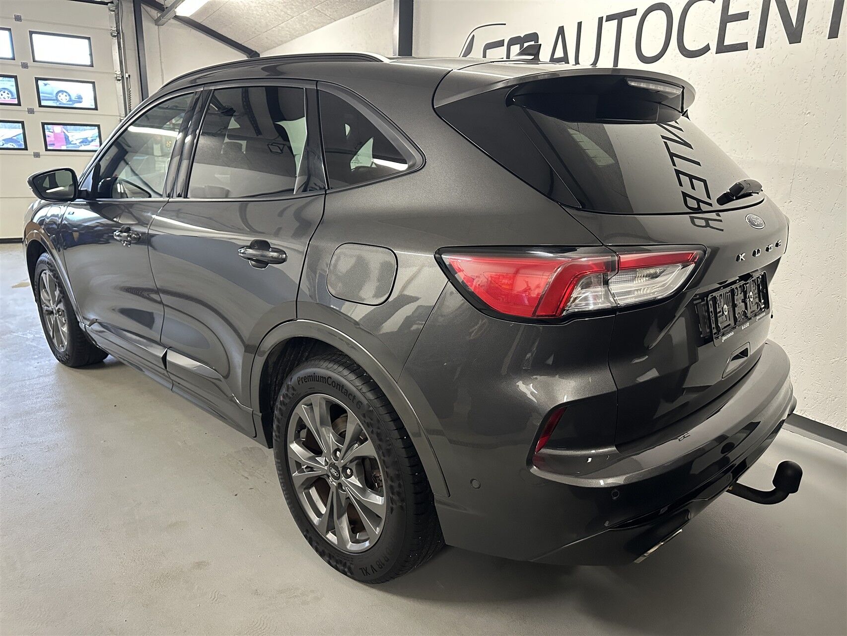 Billede af Ford Kuga 2,5 Plugin-hybrid ST-Line CVT 225HK 5d Trinl. Gear