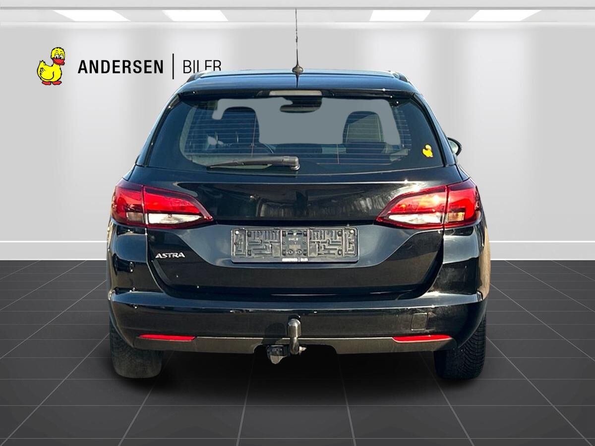 Billede af Opel Astra Sports Tourer 1,2 Turbo Edition+ 110HK Stc