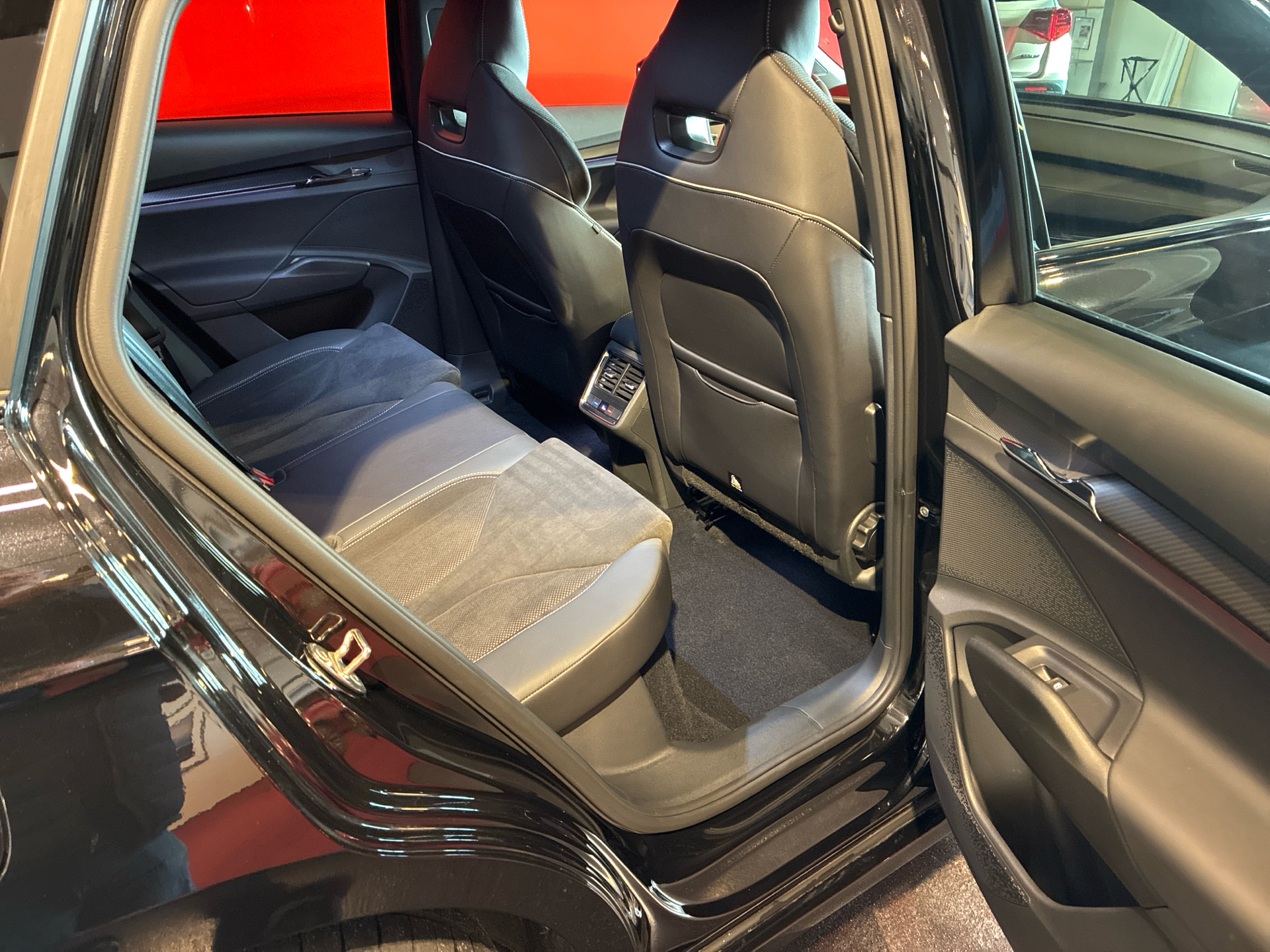 Billede af Skoda Enyaq iV 80X EL Sportline 4x4 265HK 5d Aut.