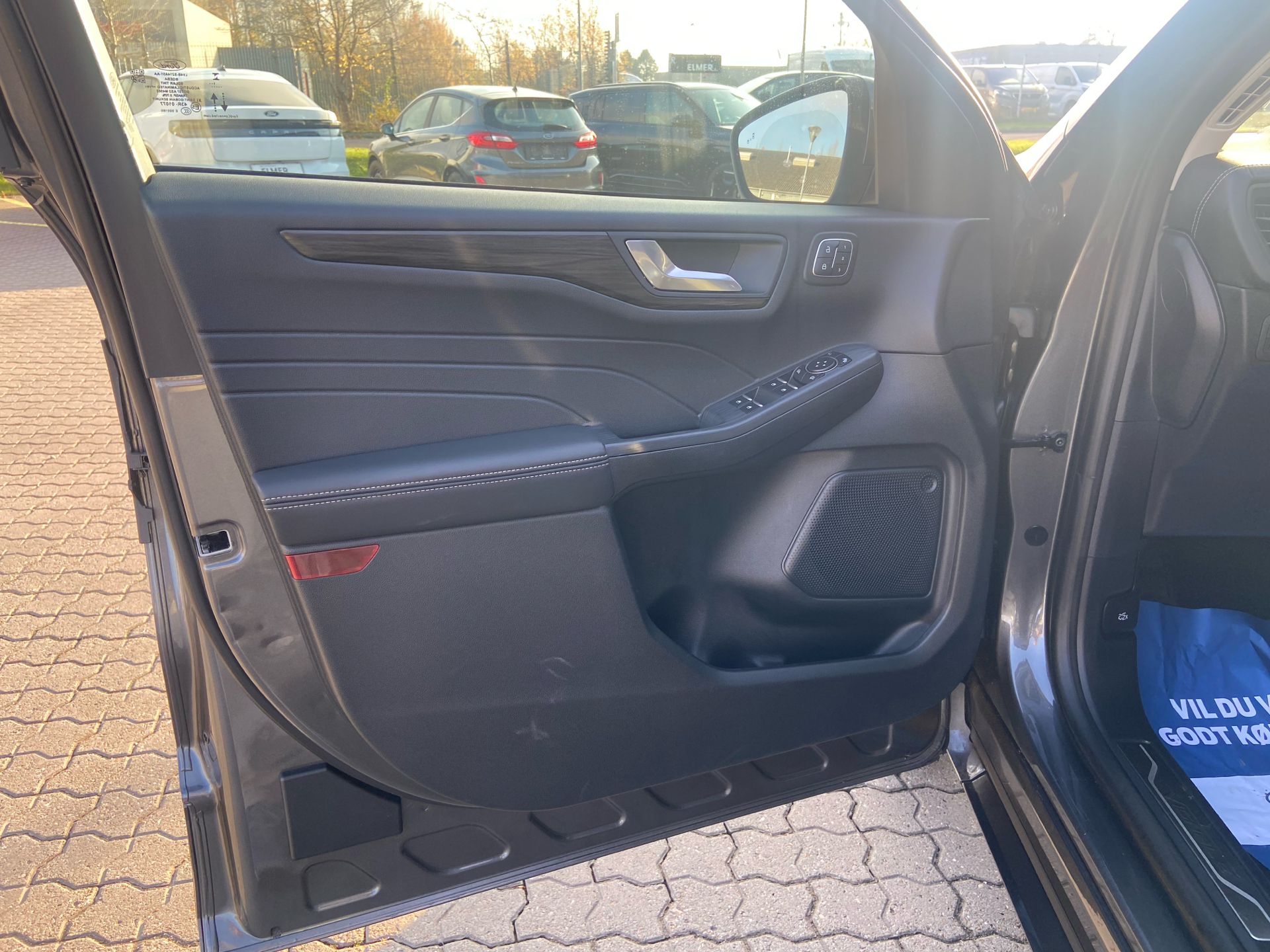 Billede af Ford Kuga 2,5 Plugin-hybrid Vignale CVT 225HK 5d Trinl. Gear