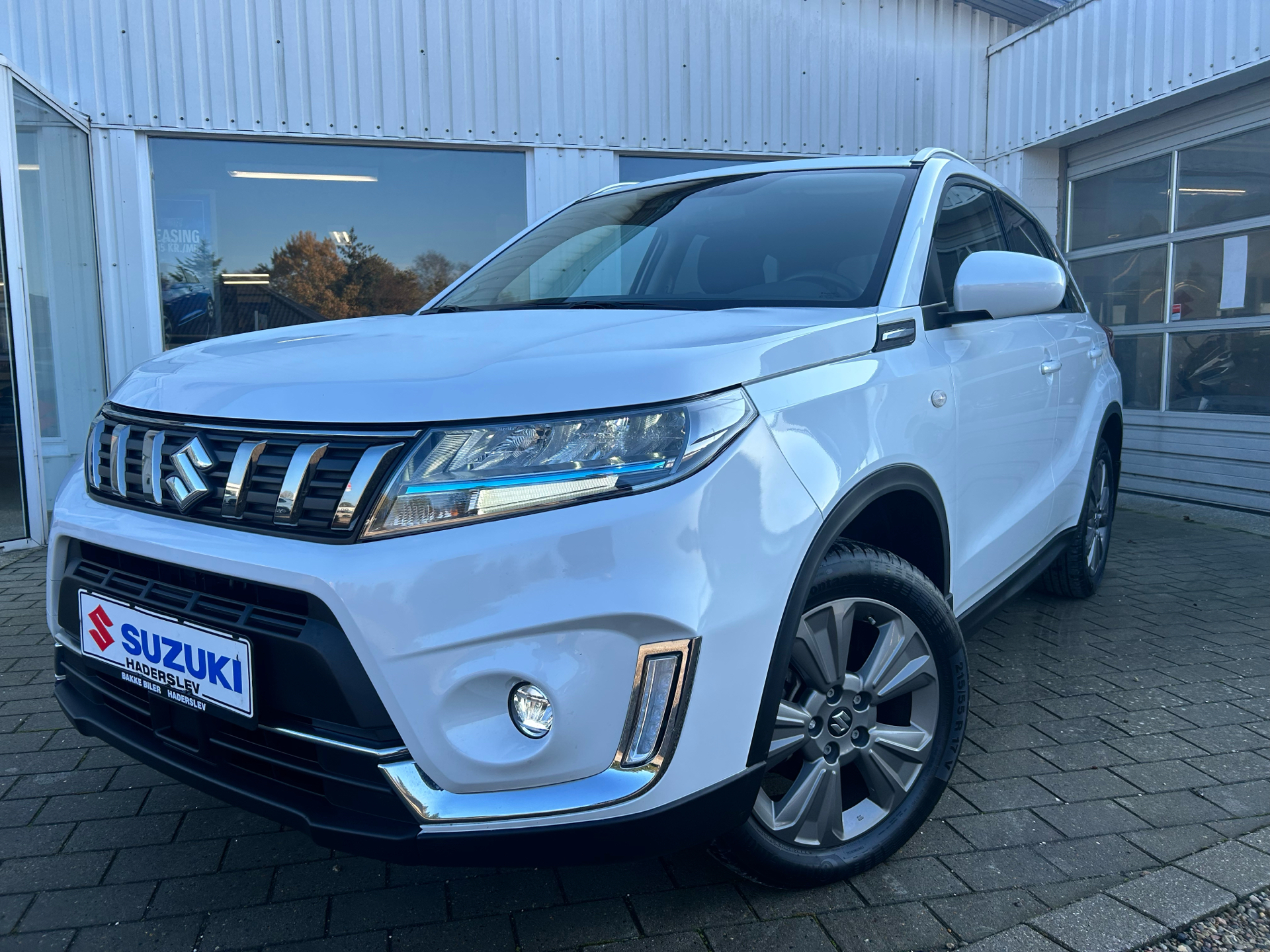 Billede af Suzuki Vitara 1,5 Hybrid Active AGS 102HK 5d 6g Aut.