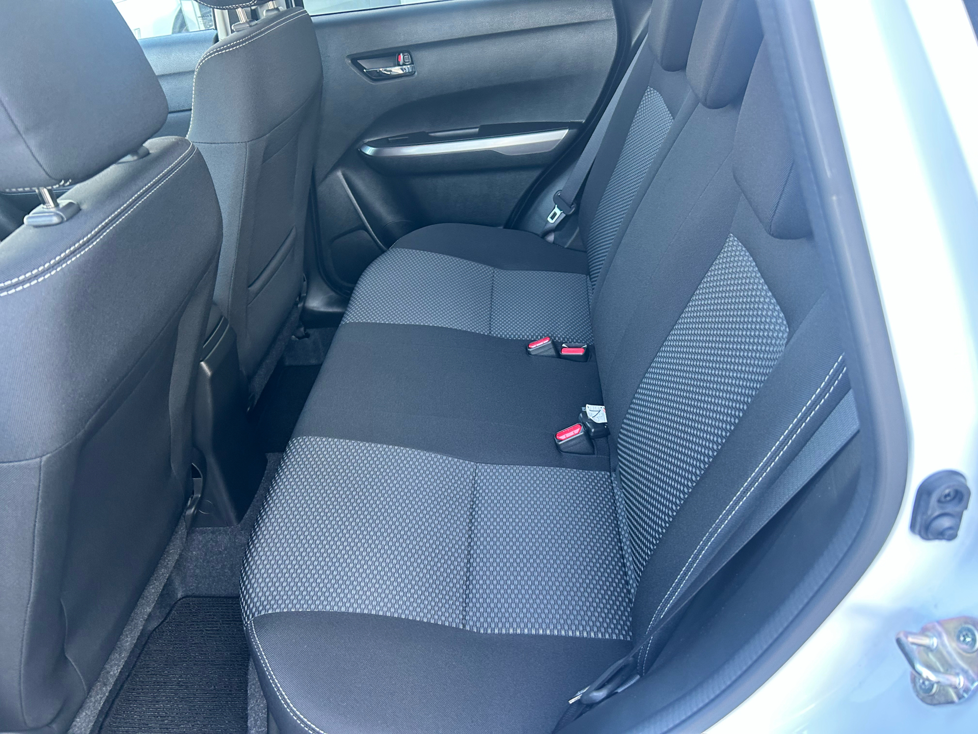 Billede af Suzuki Vitara 1,5 Hybrid Active AGS 102HK 5d 6g Aut.