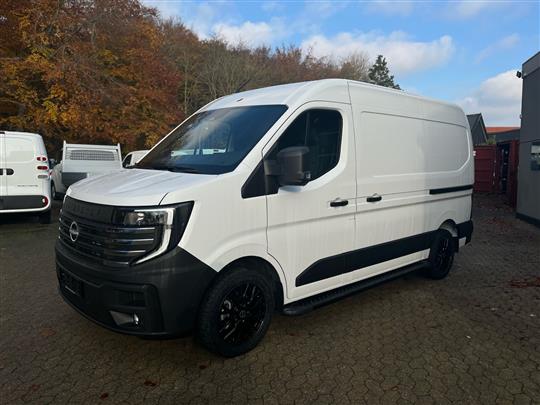 Nissan Interstar L2H2 EL Tekna 141HK Van Aut.