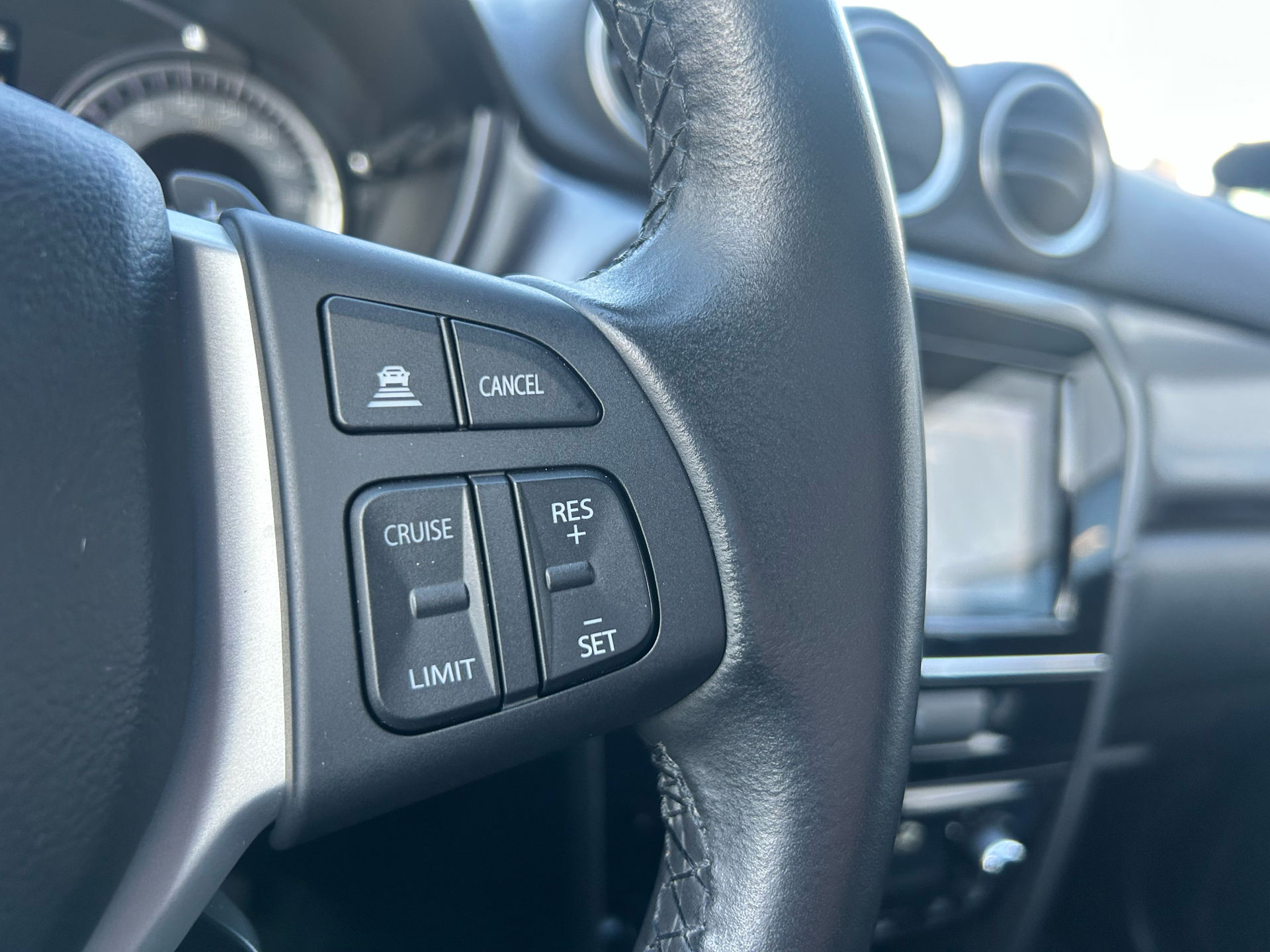 Billede af Suzuki Vitara 1,5 Hybrid Active AGS 102HK 5d 6g Aut.