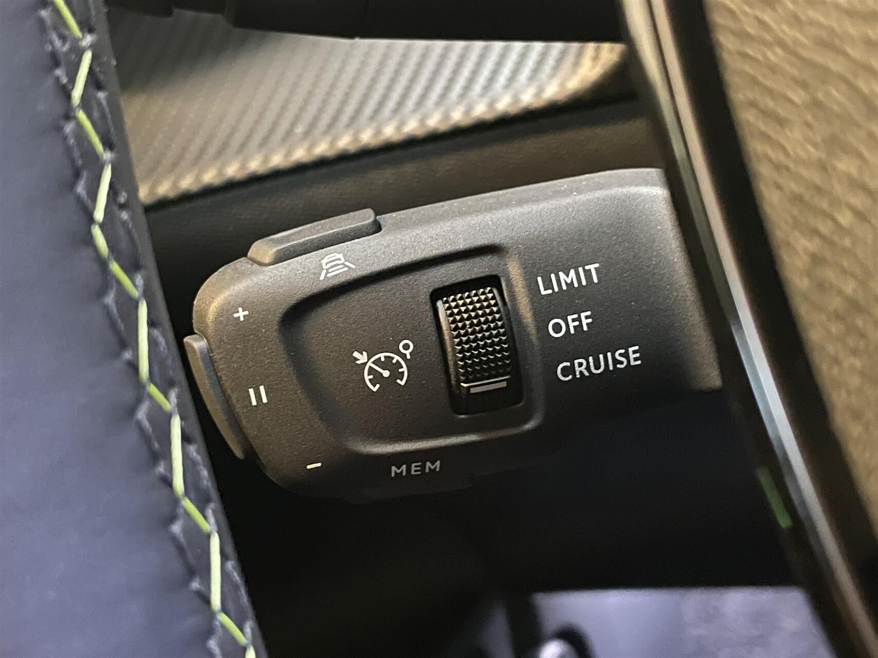 Billede af Peugeot e-208 EL GT Sky 136HK 5d Aut.