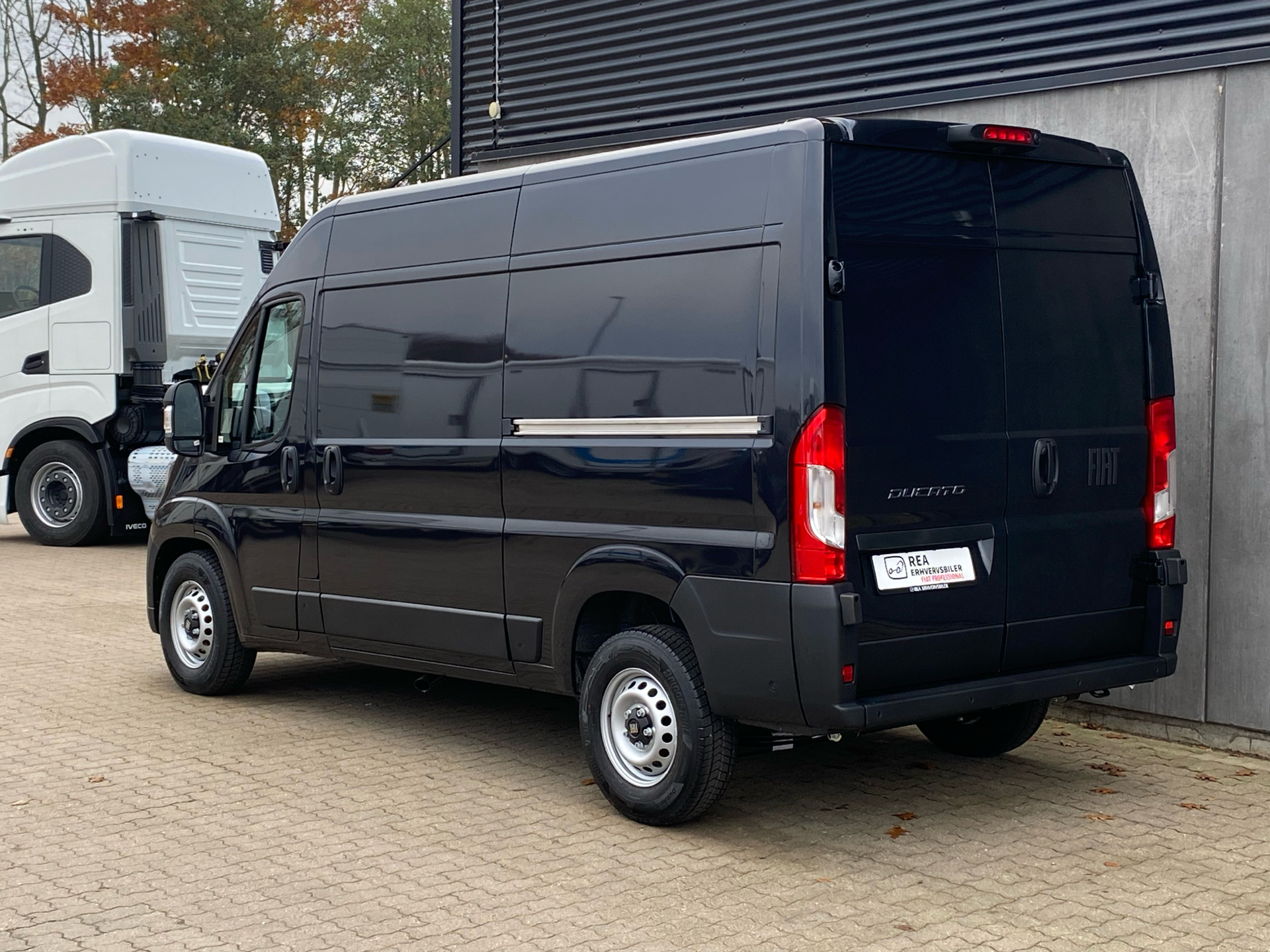 Billede af Fiat Ducato 35M L2H2 2,2 Multijet Pro+ 180HK Van 8g Aut.