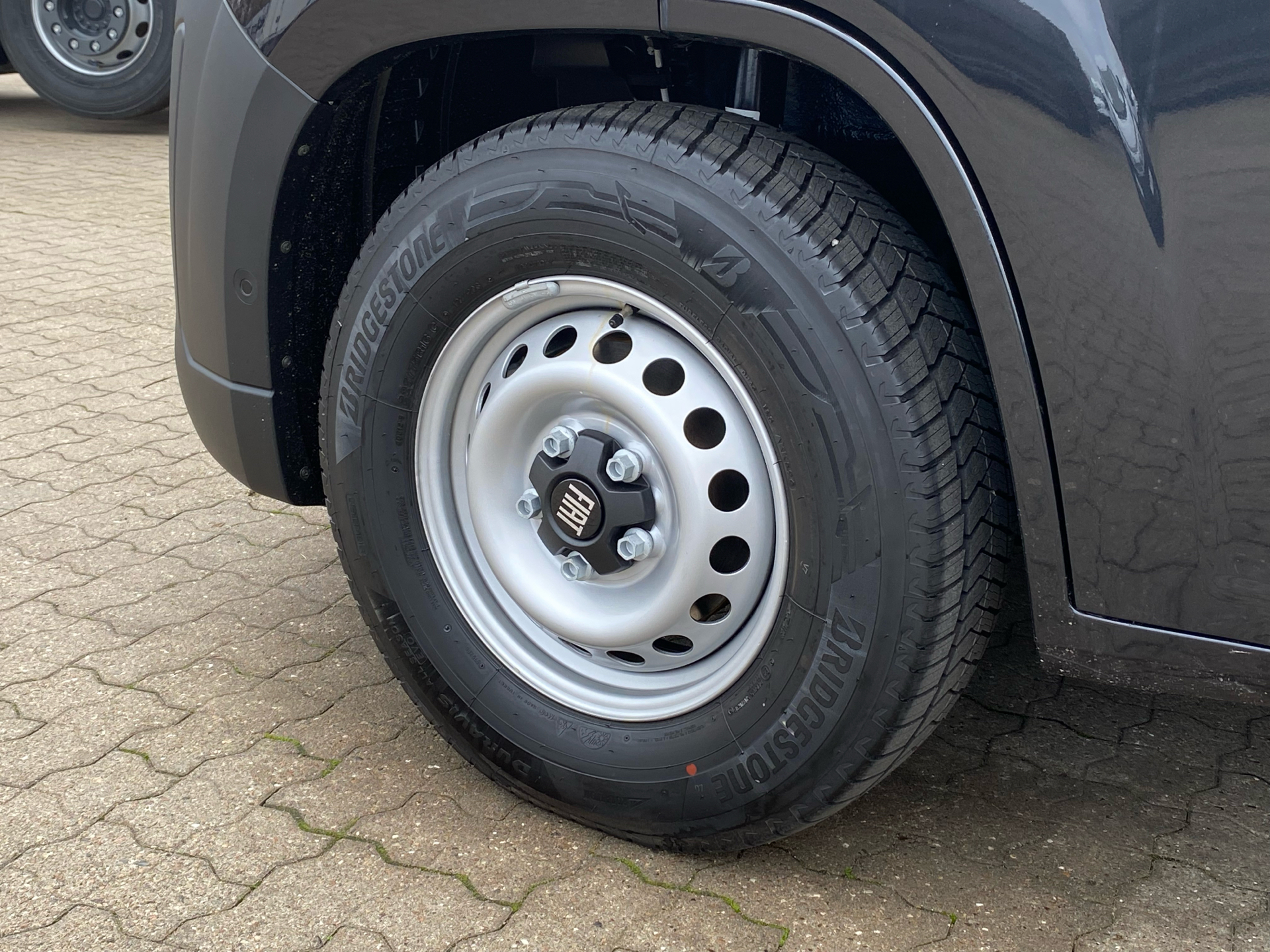 Billede af Fiat Ducato 35M L2H2 2,2 Multijet Pro+ 180HK Van 8g Aut.