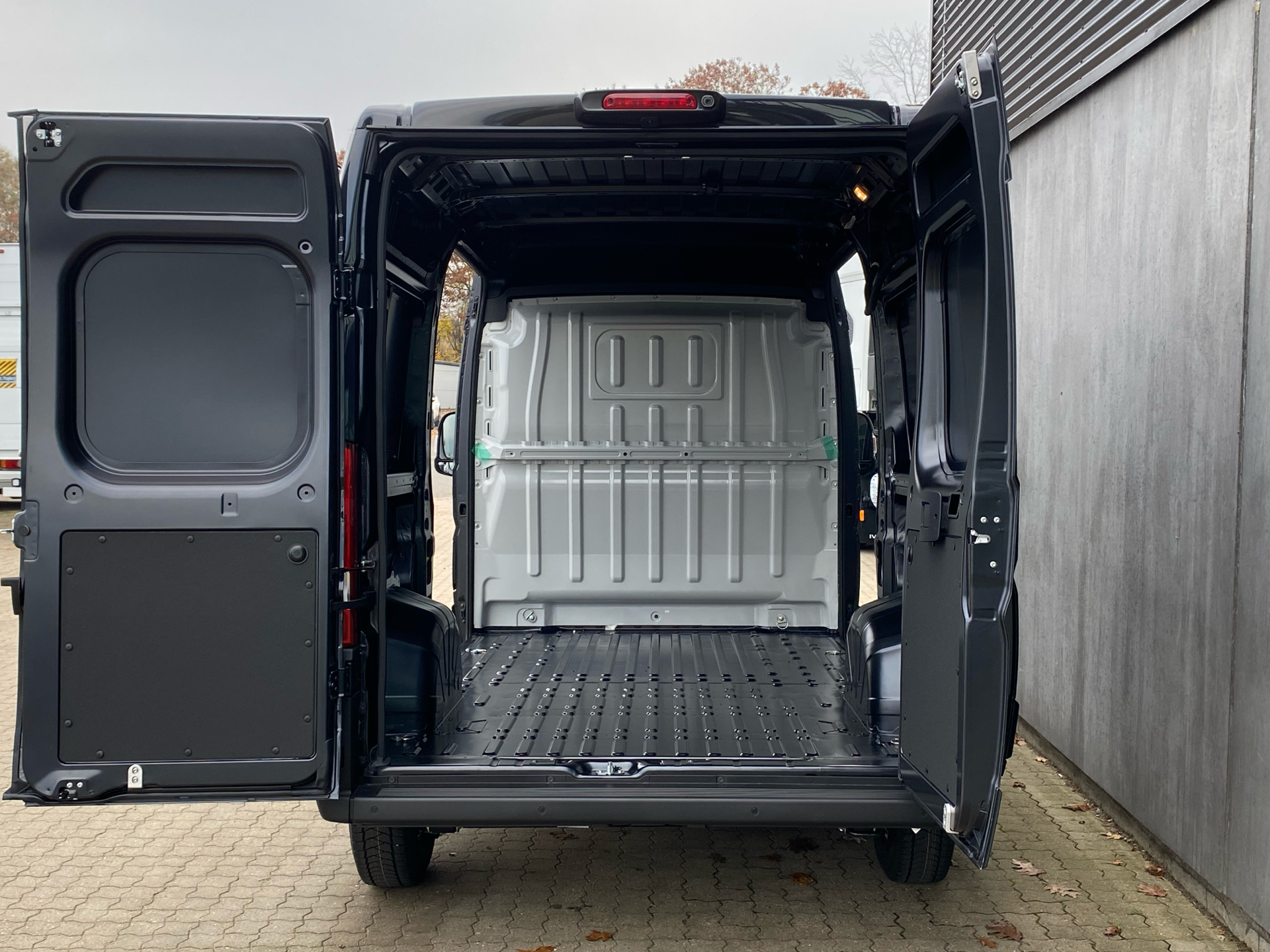 Billede af Fiat Ducato 35M L2H2 2,2 Multijet Pro+ 180HK Van 8g Aut.