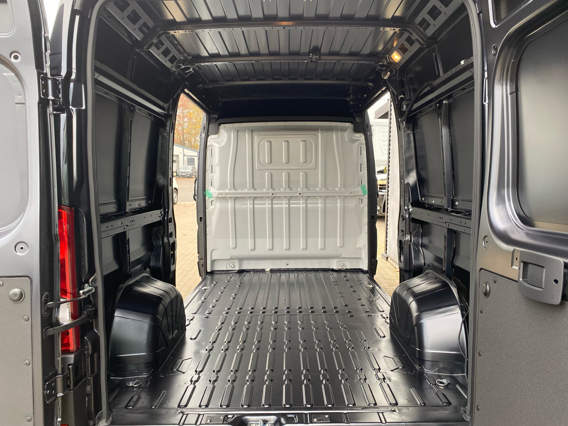 Billede af Fiat Ducato 35M L2H2 2,2 Multijet Pro+ 180HK Van 8g Aut.