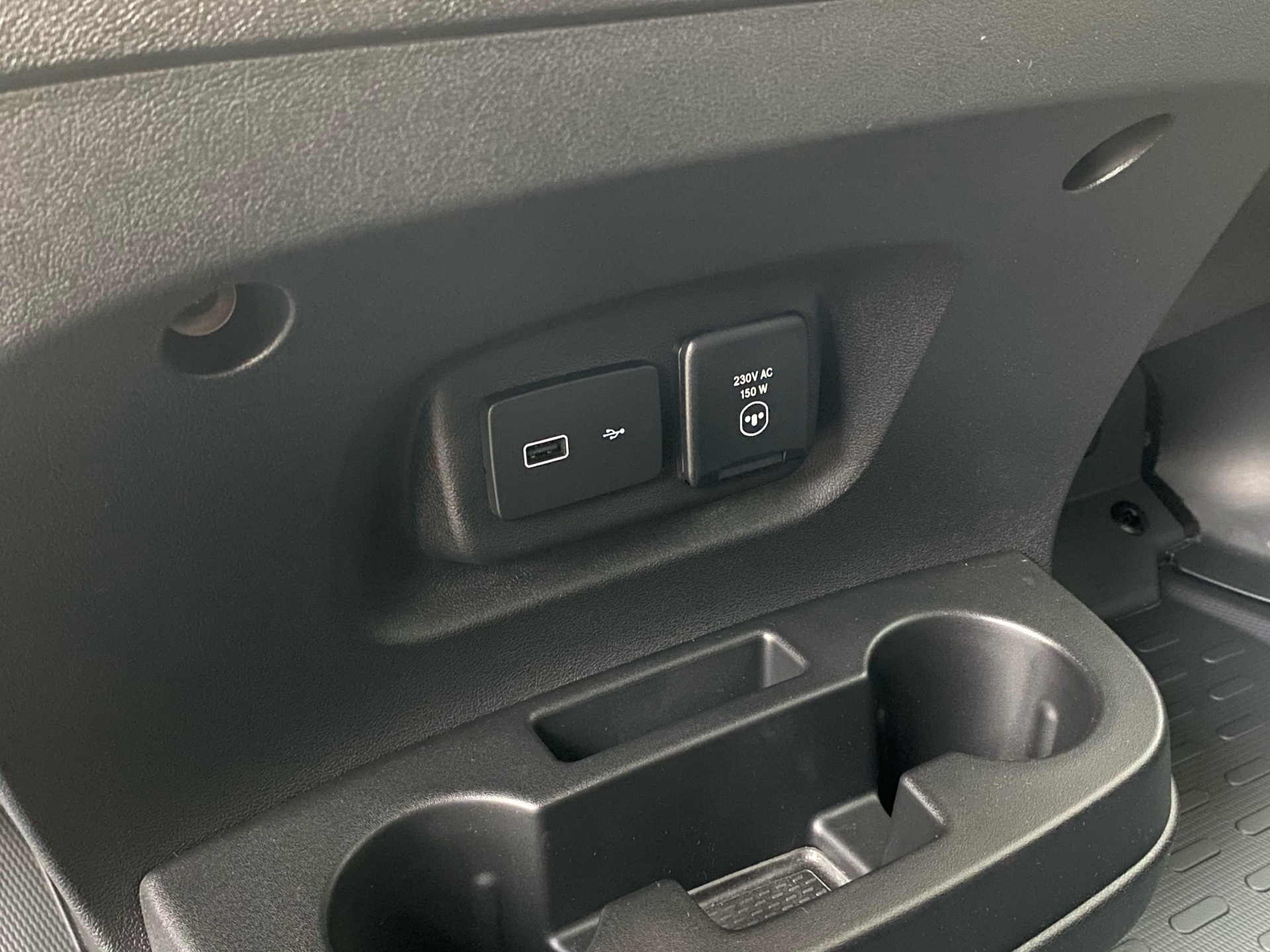 Billede af Fiat Ducato 35M L2H2 2,2 Multijet Pro+ 180HK Van 8g Aut.