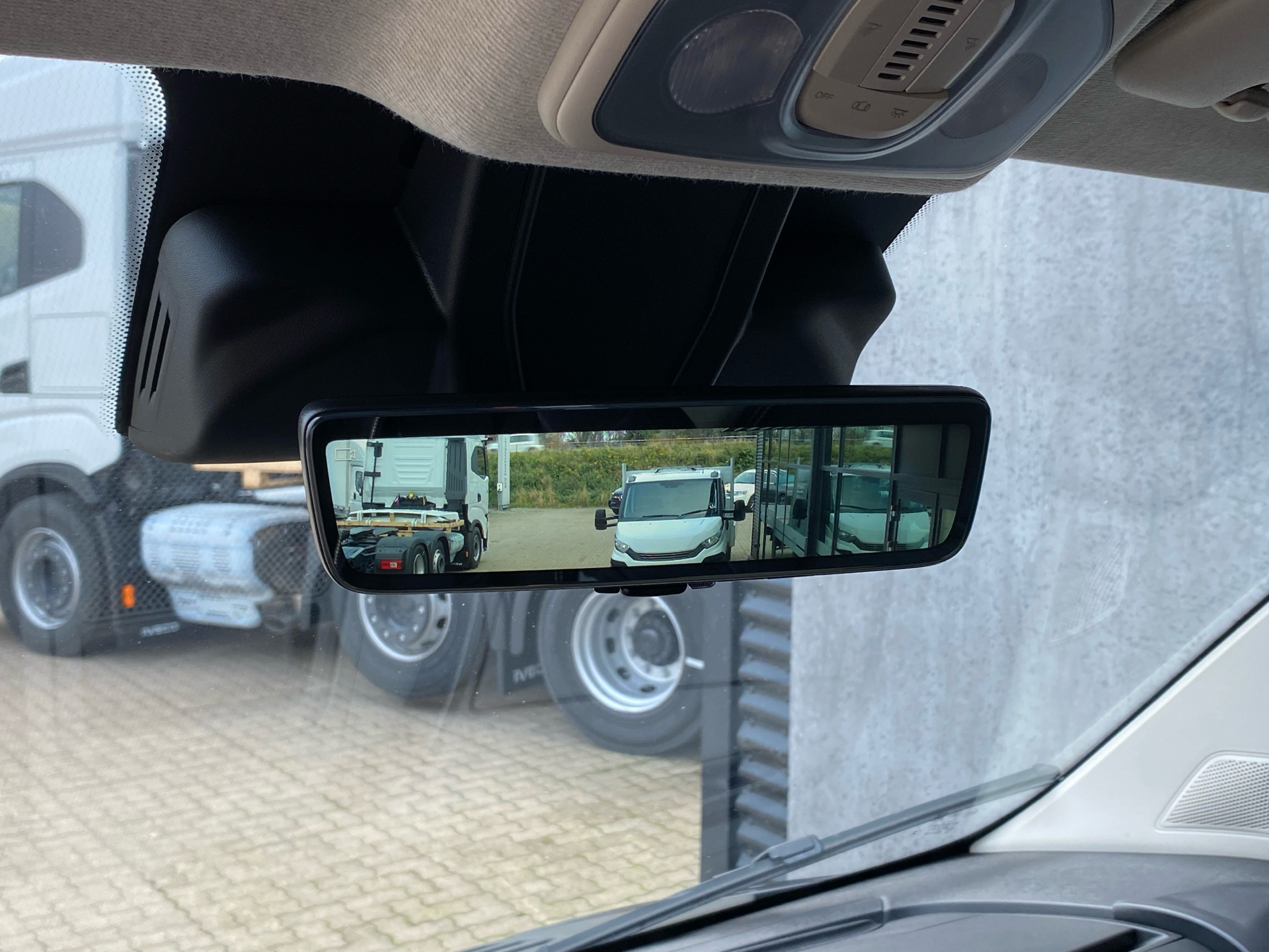 Billede af Fiat Ducato 35M L2H2 2,2 Multijet Pro+ 180HK Van 8g Aut.