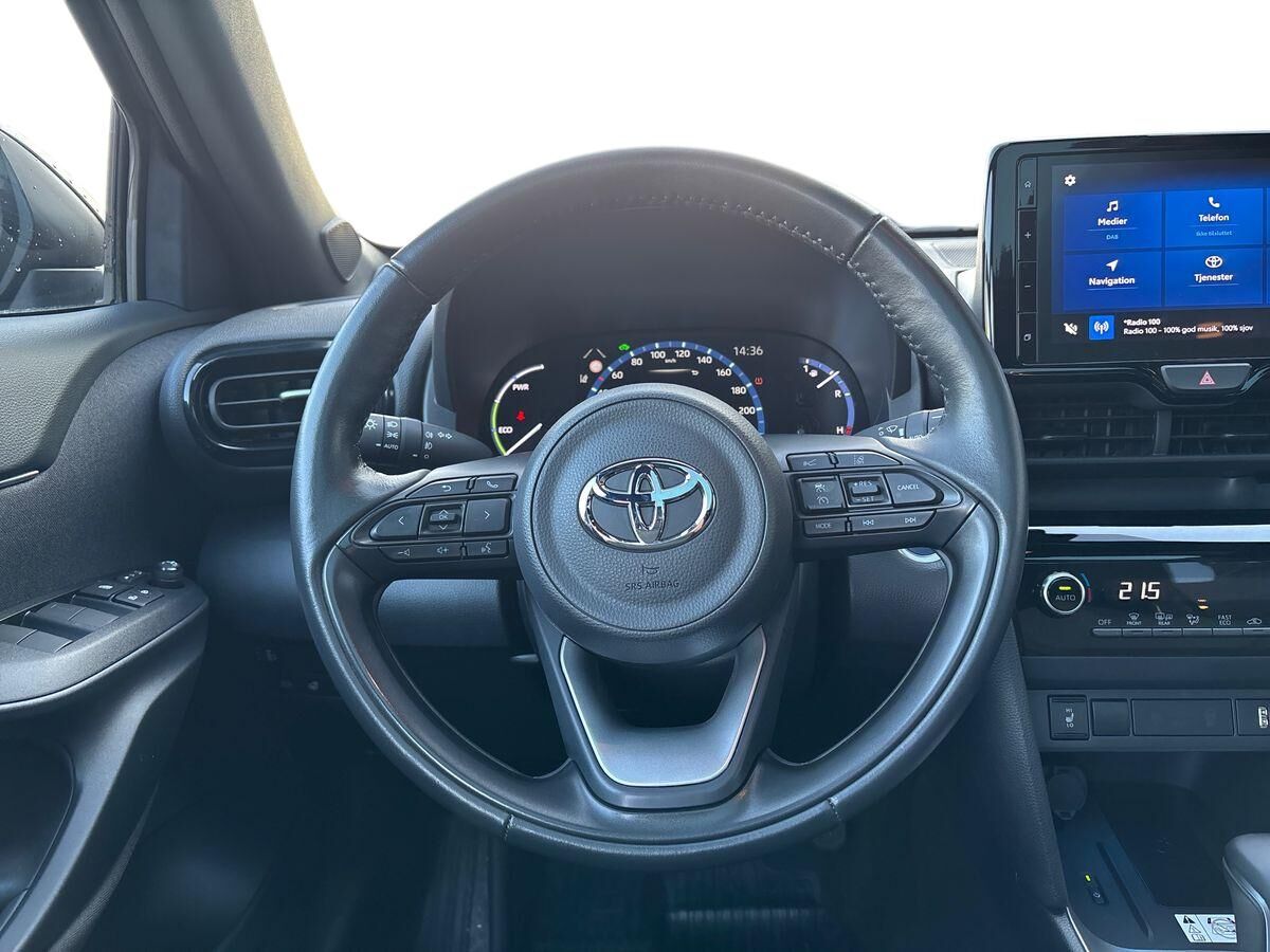 Billede af Toyota Yaris Cross 1,5 Hybrid Style 116HK 5d Trinl. Gear