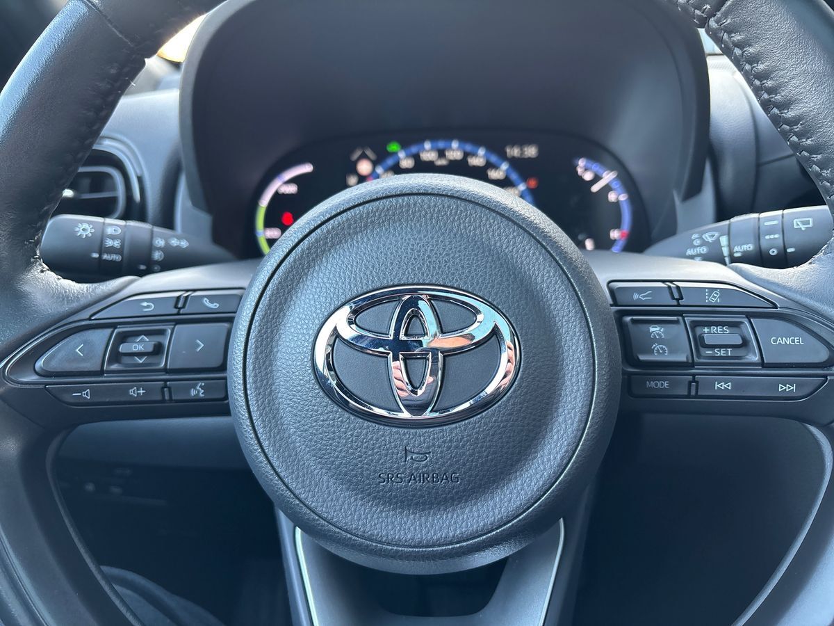 Billede af Toyota Yaris Cross 1,5 Hybrid Style 116HK 5d Trinl. Gear