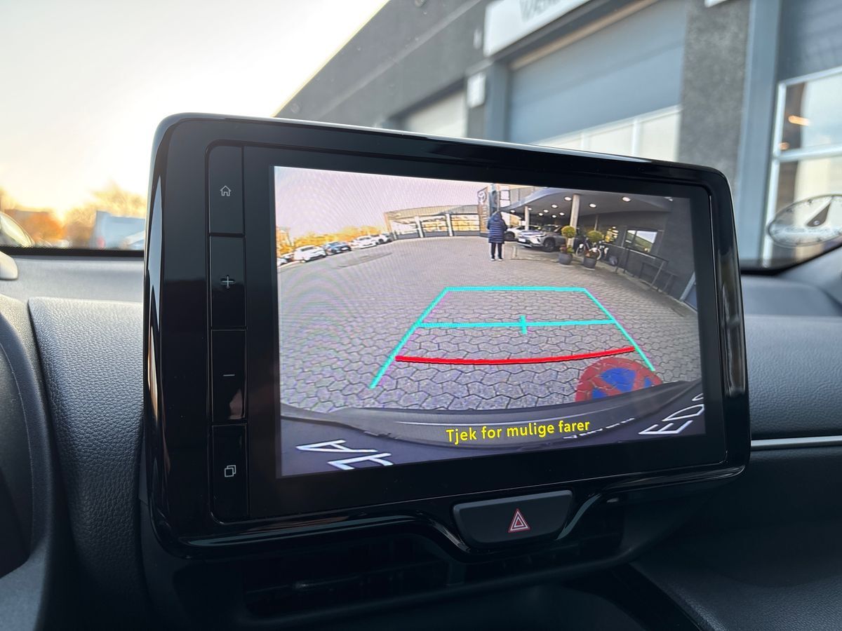 Billede af Toyota Yaris Cross 1,5 Hybrid Style 116HK 5d Trinl. Gear