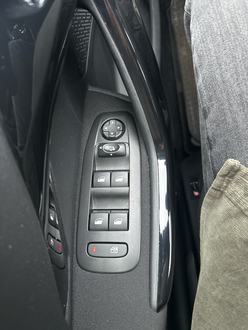 Billede af Peugeot 208 1,2 PureTech Prestige 82HK 5d