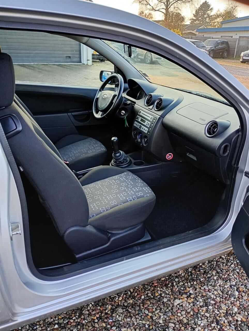 Billede af Ford Fiesta 1,3 Ambiente 70HK 3d