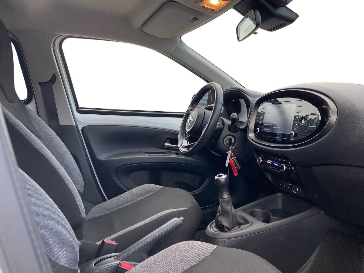 Billede af Toyota Aygo X 1,0 VVT-I Active 72HK 5d