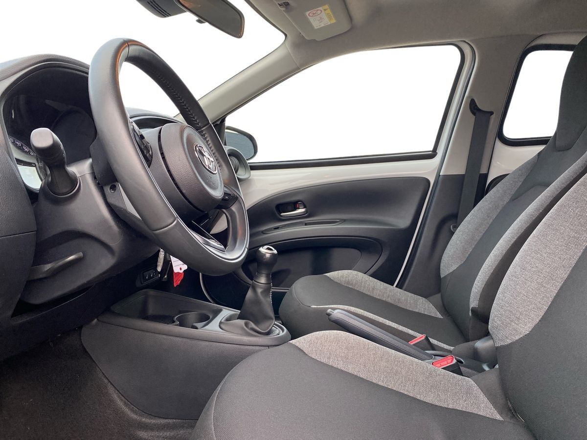 Billede af Toyota Aygo X 1,0 VVT-I Active 72HK 5d