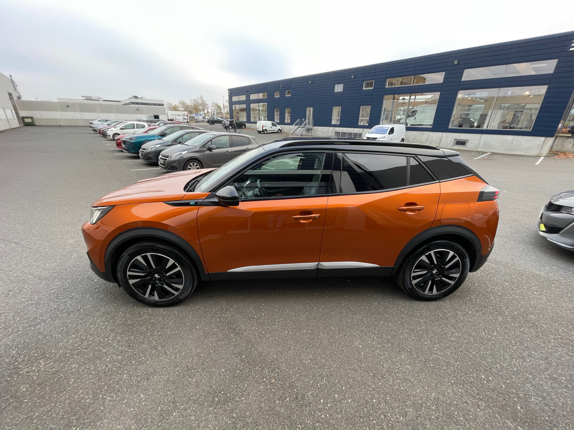 Billede af Peugeot e-2008 EL GT Premium 136HK 5d Aut.