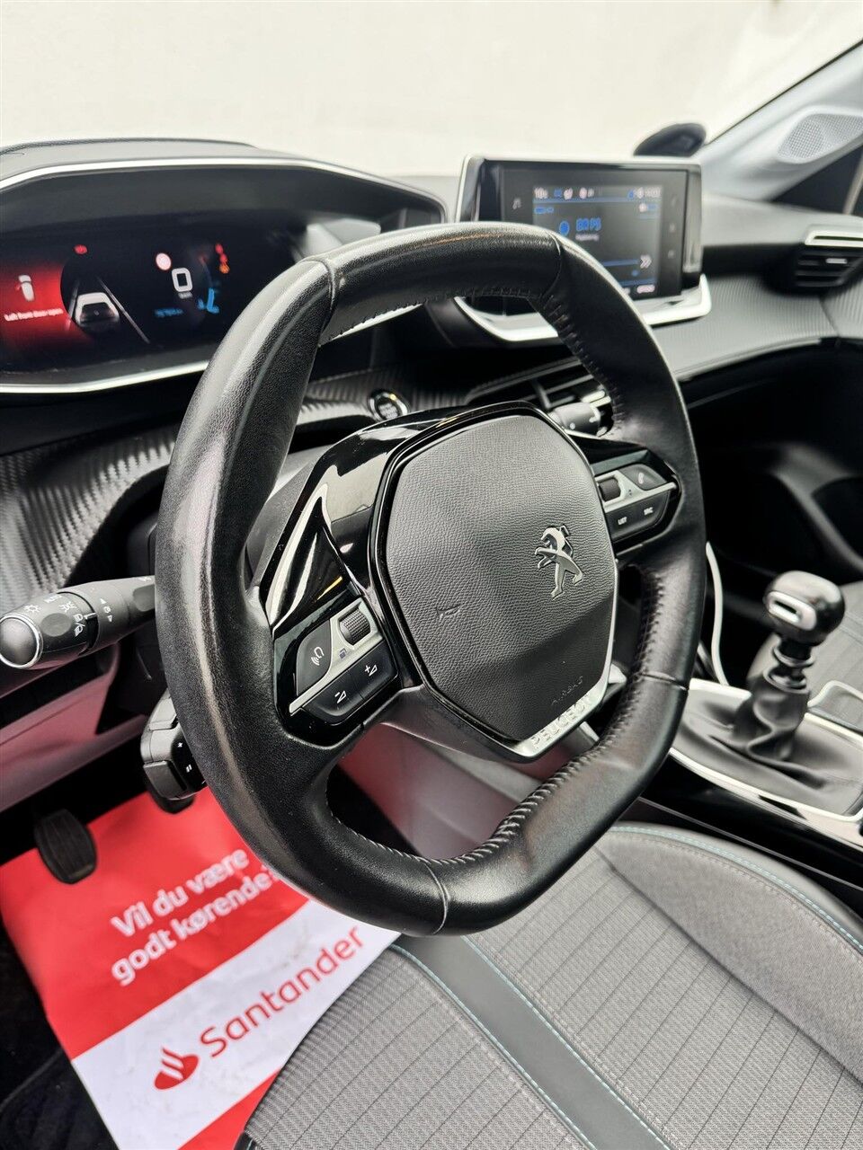 Billede af Peugeot 208 1,2 PureTech Allure Sky 100HK 5d 6g