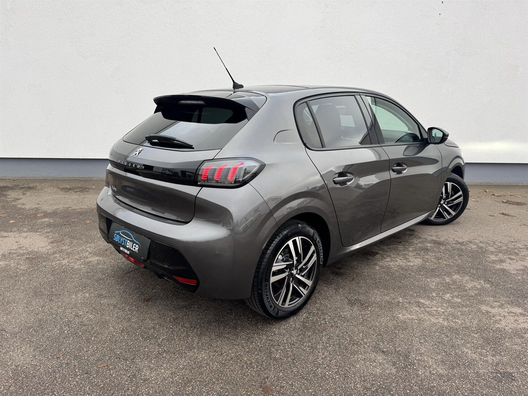 Billede af Peugeot 208 1,2 PureTech Allure Sky 100HK 5d 6g