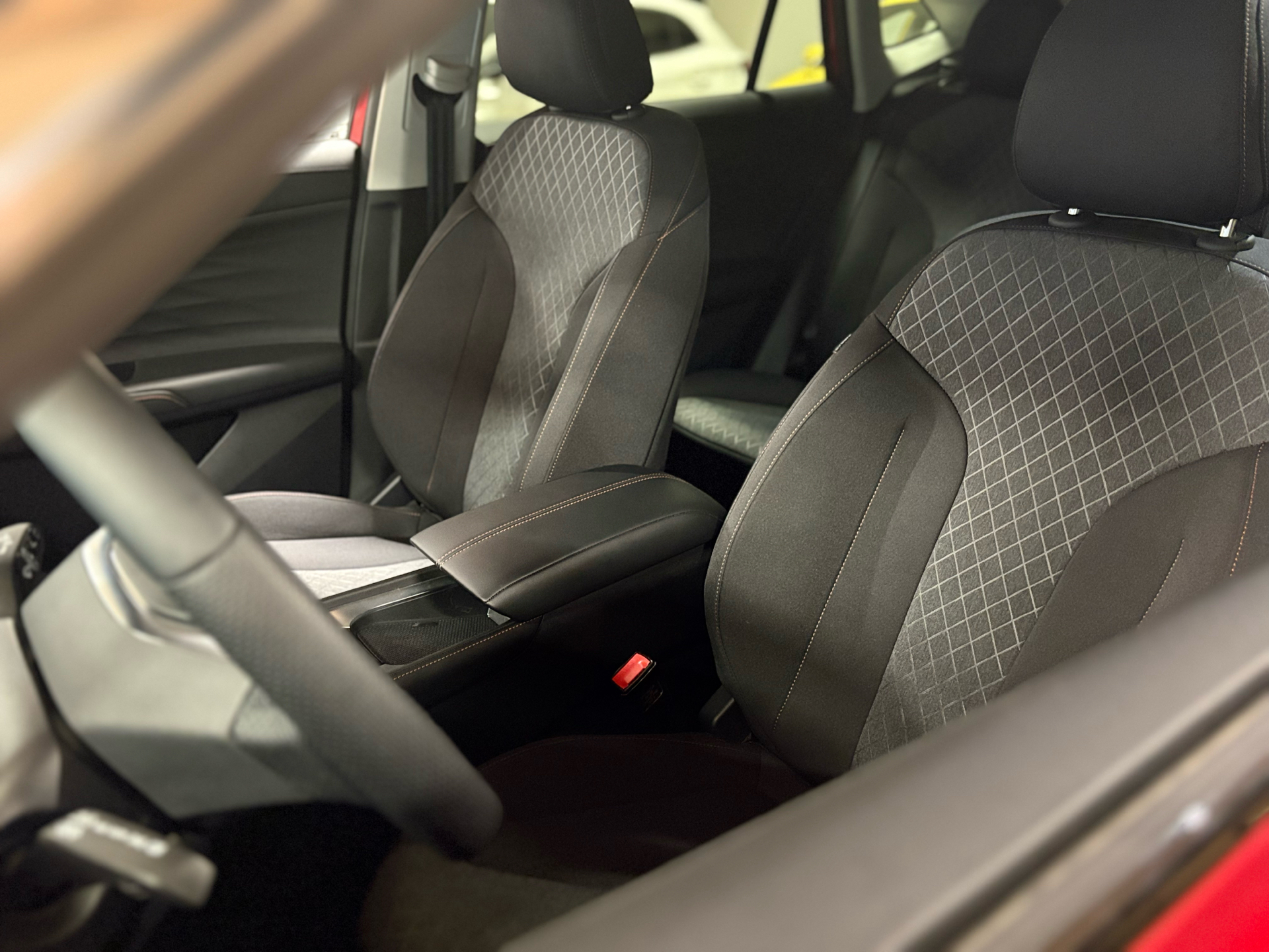 Billede af MG HS 1,5 T GDI  Plugin-hybrid Comfort 272HK 5d Aut.