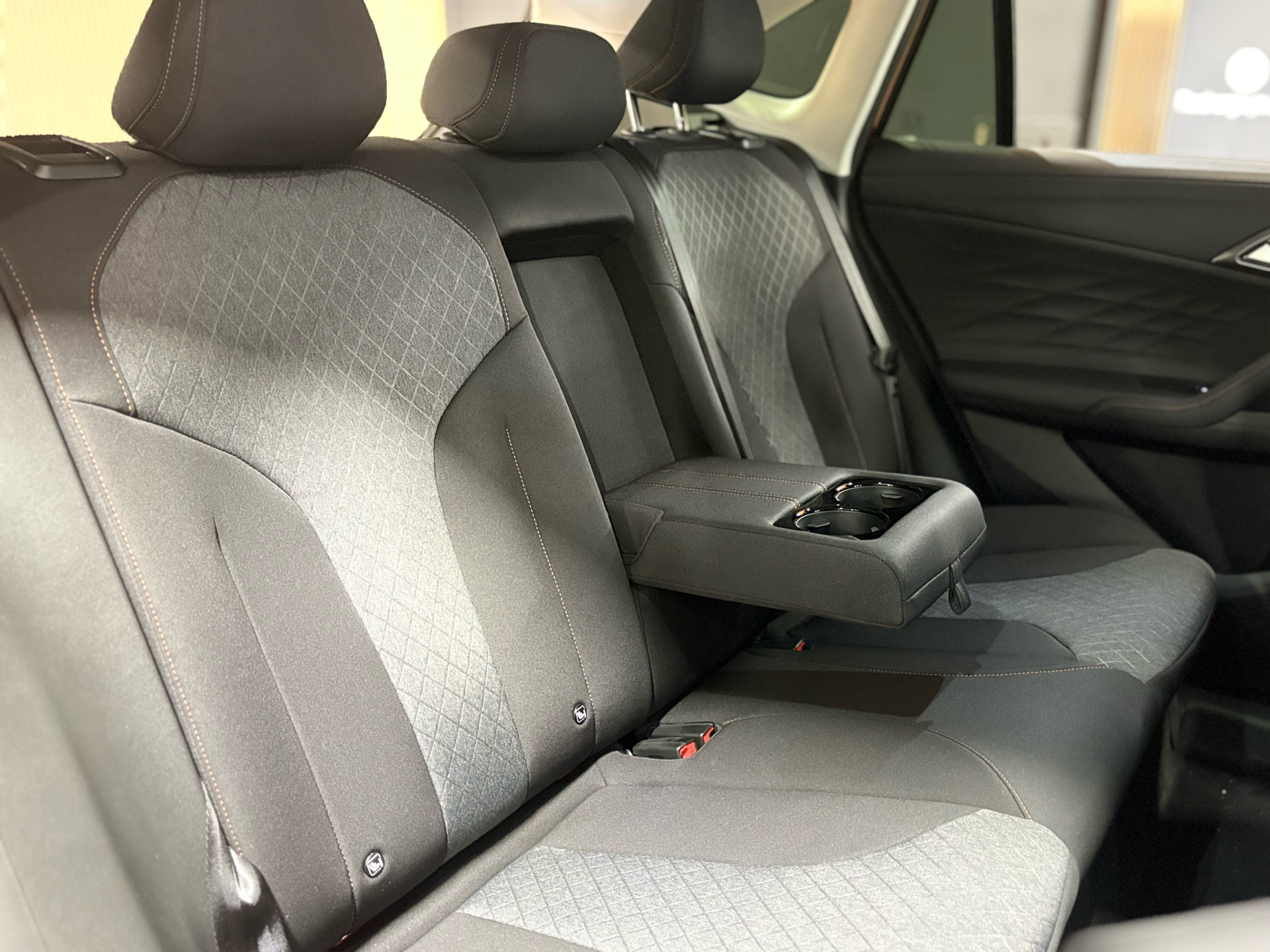 Billede af MG HS 1,5 T GDI  Plugin-hybrid Comfort 272HK 5d Aut.