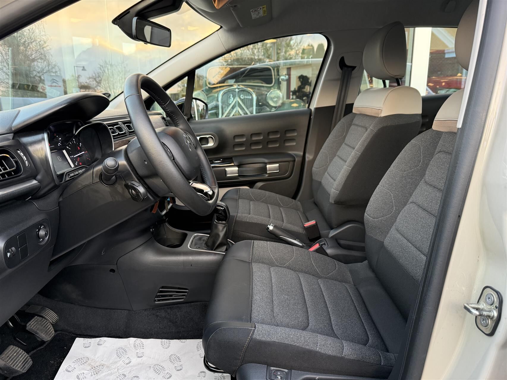 Billede af Citroën C3 1,2 PureTech Impress 83HK 5d