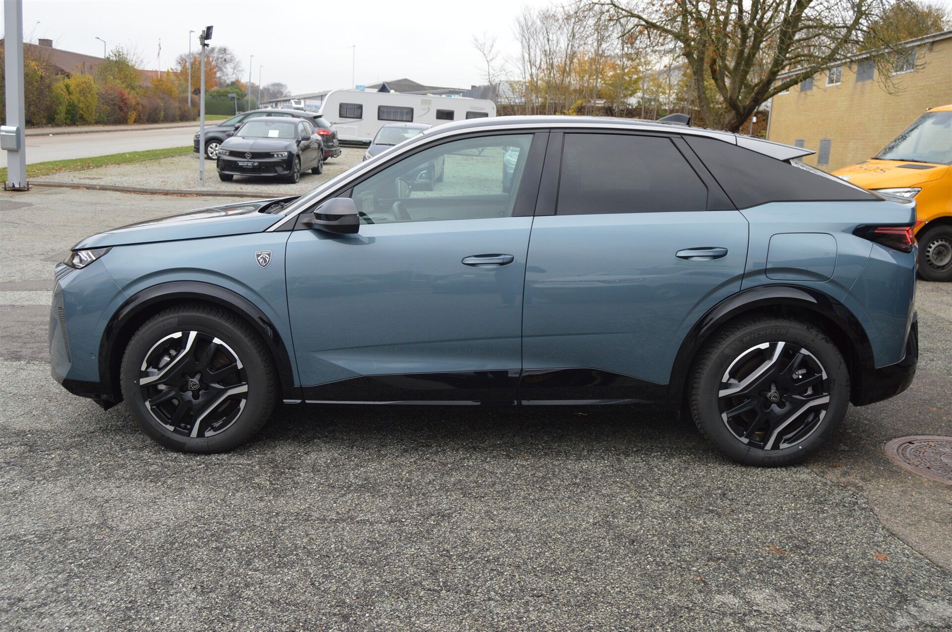 Billede af Peugeot e-3008 EL GT Pack 210HK 5d Aut.