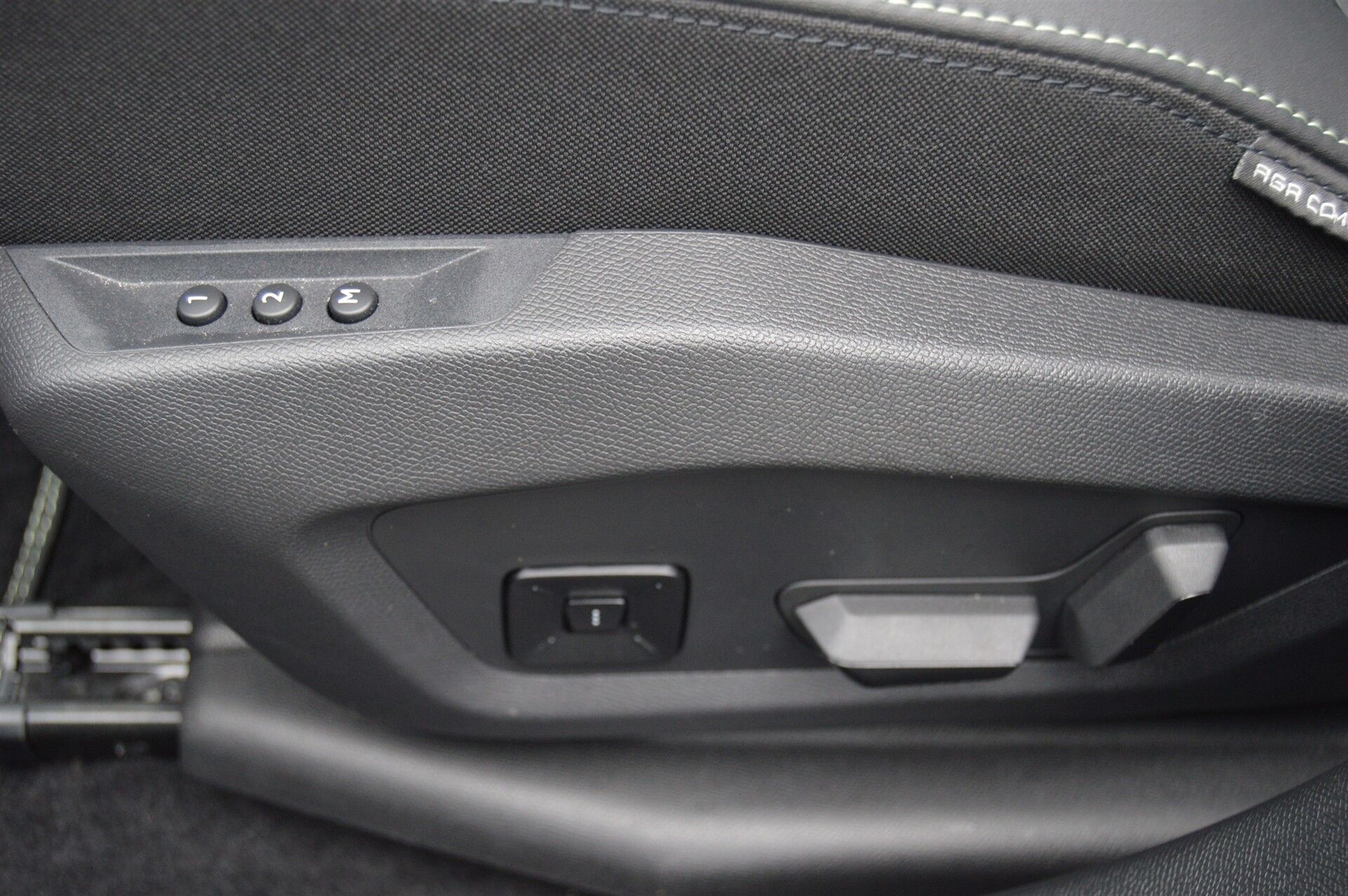 Billede af Peugeot e-3008 EL GT Pack 210HK 5d Aut.