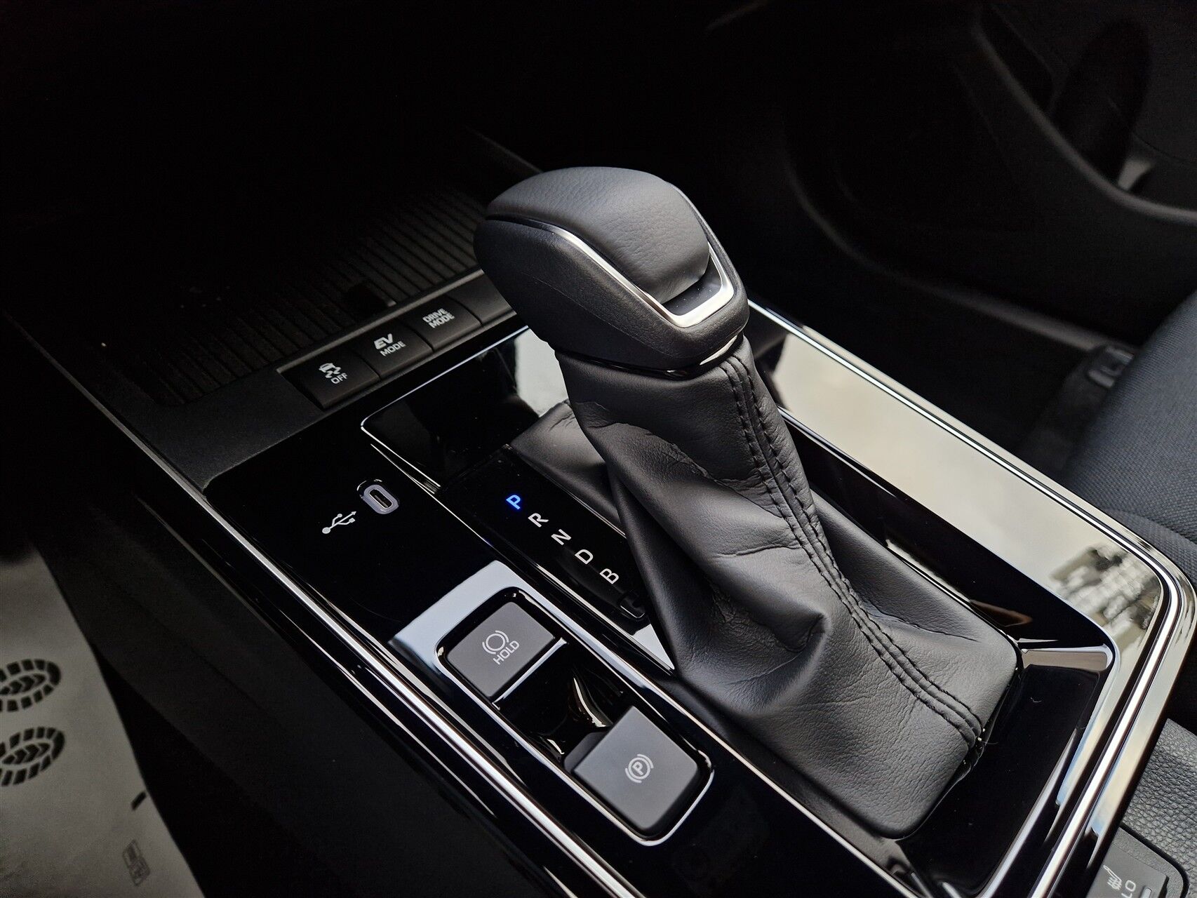 Billede af Toyota Corolla Cross 2.0 hybrid (180 hk) SUV aut. gear Style