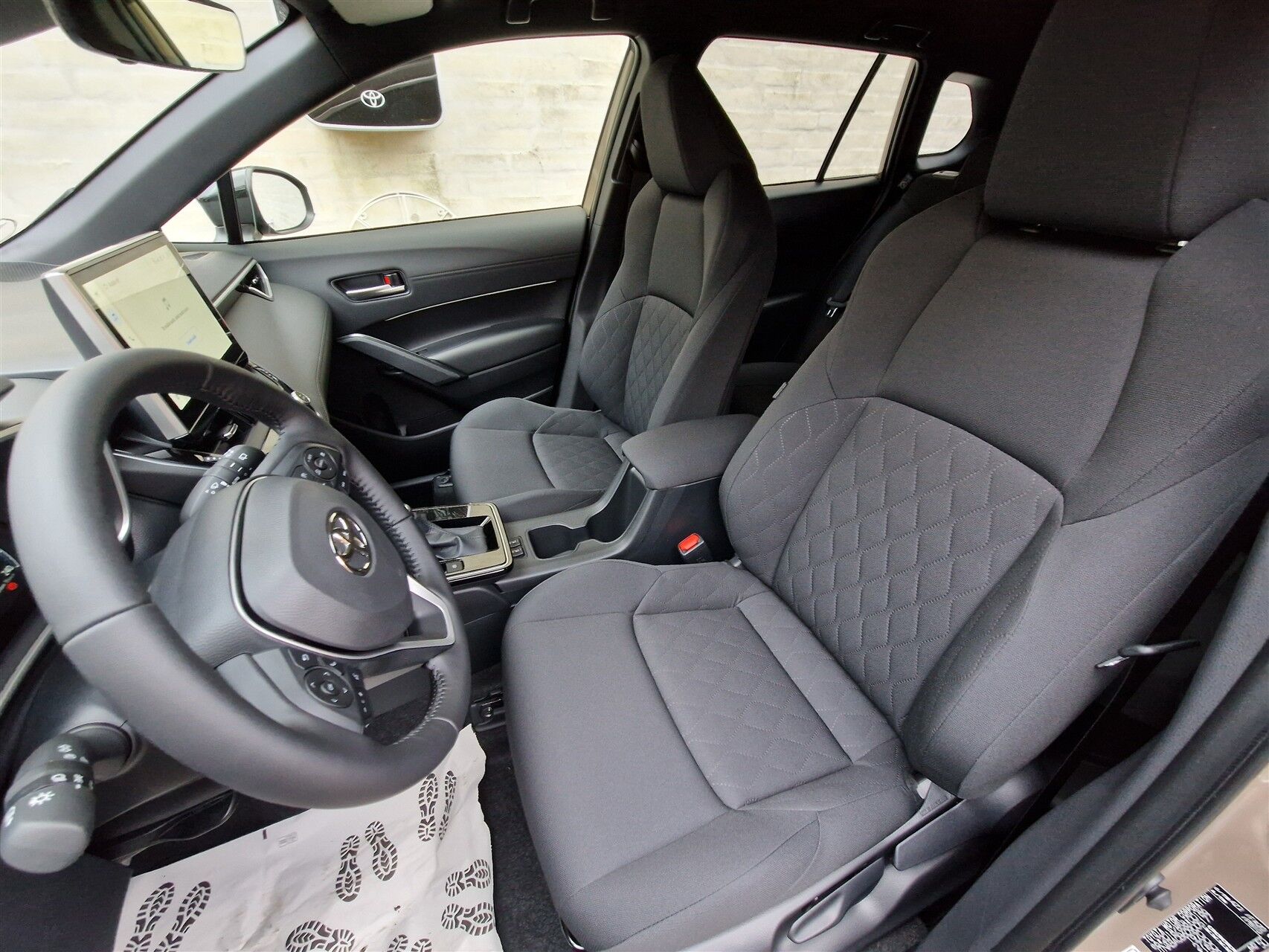 Billede af Toyota Corolla Cross 2.0 hybrid (180 hk) SUV aut. gear Style