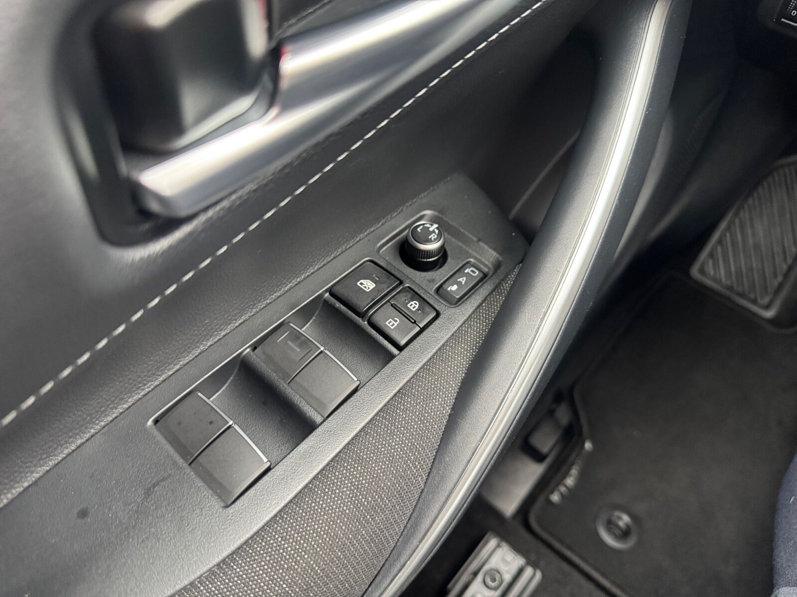 Billede af Toyota Corolla 1.8 hybrid (140 hk) Touring Sports aut. gear Active Comfort Plus