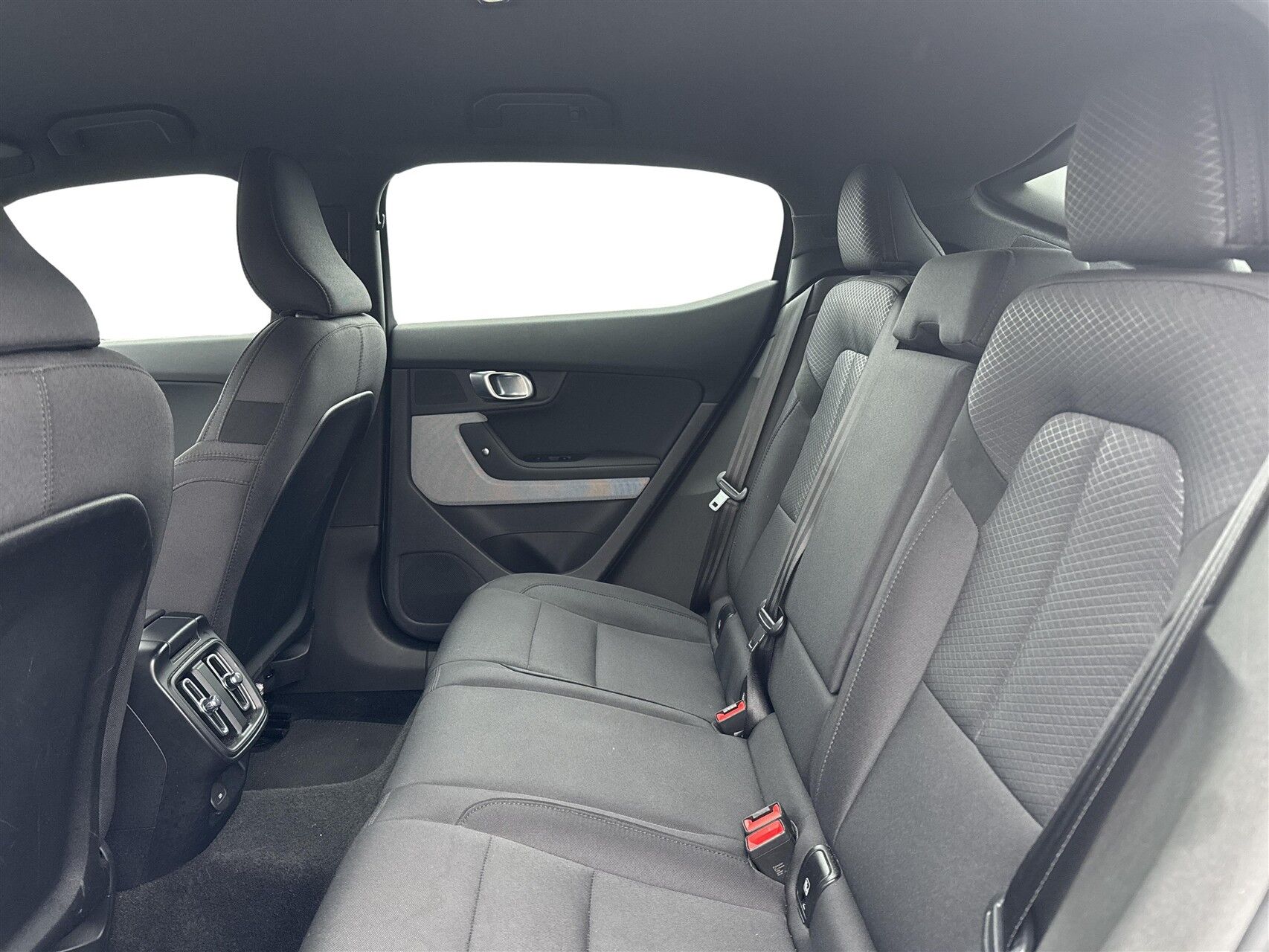 Billede af Polestar 2 EL Long range Single motor 231HK 5d Aut.