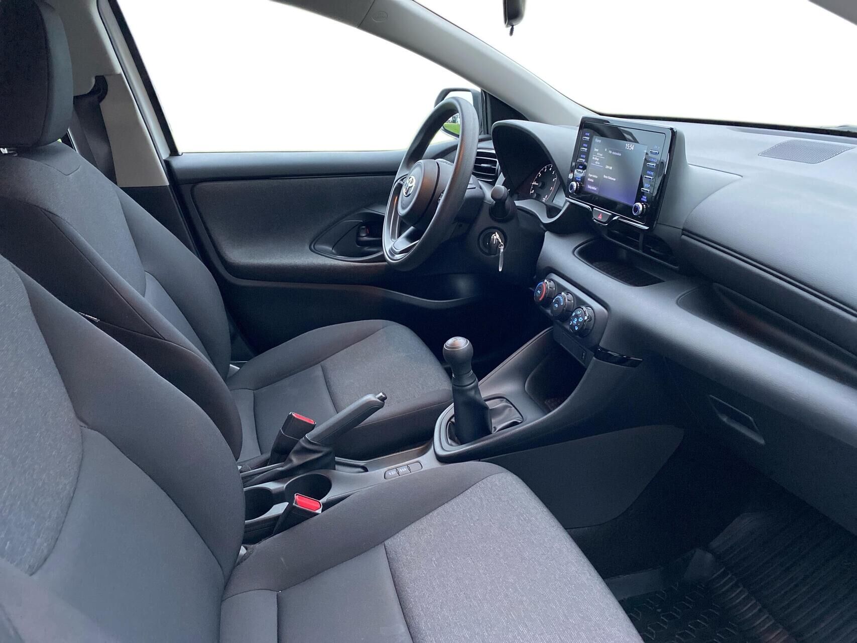 Billede af Toyota Yaris 1,0 VVT-I T1 72HK 5d