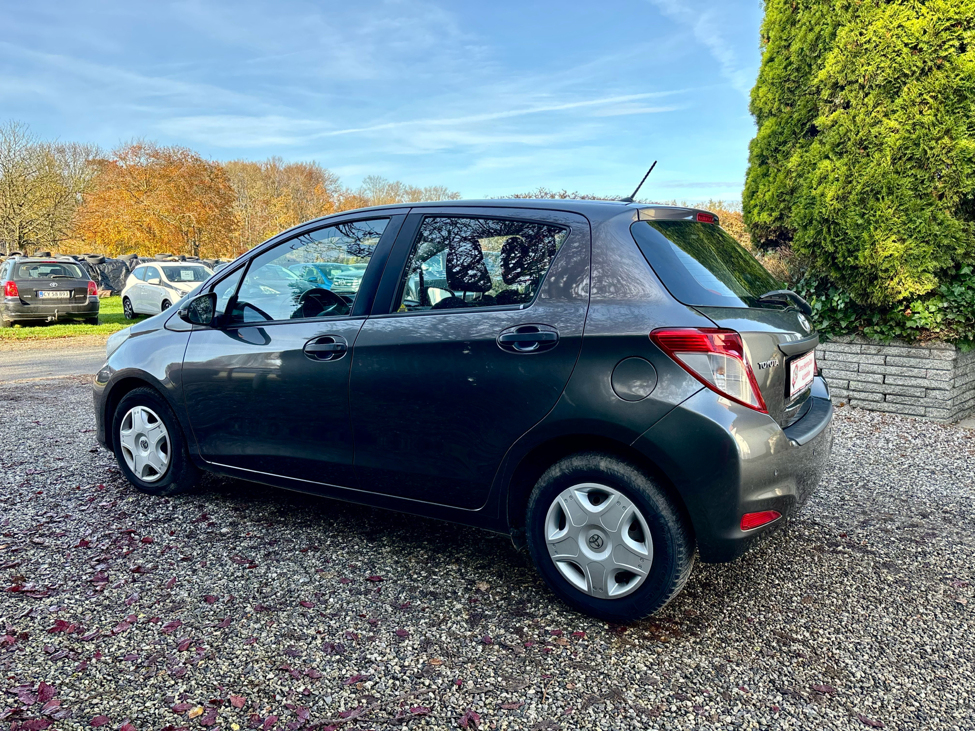 Billede af Toyota Yaris 1,0 VVT-I T1 69HK 5d