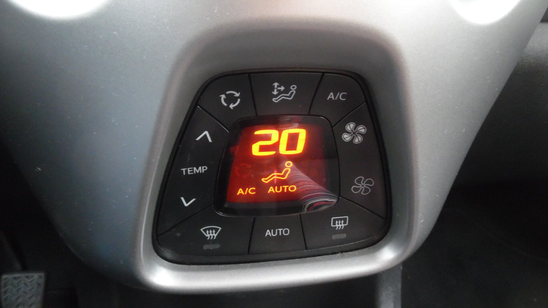 Billede af Citroën C1 1,2 PureTech Funky 82HK 5d