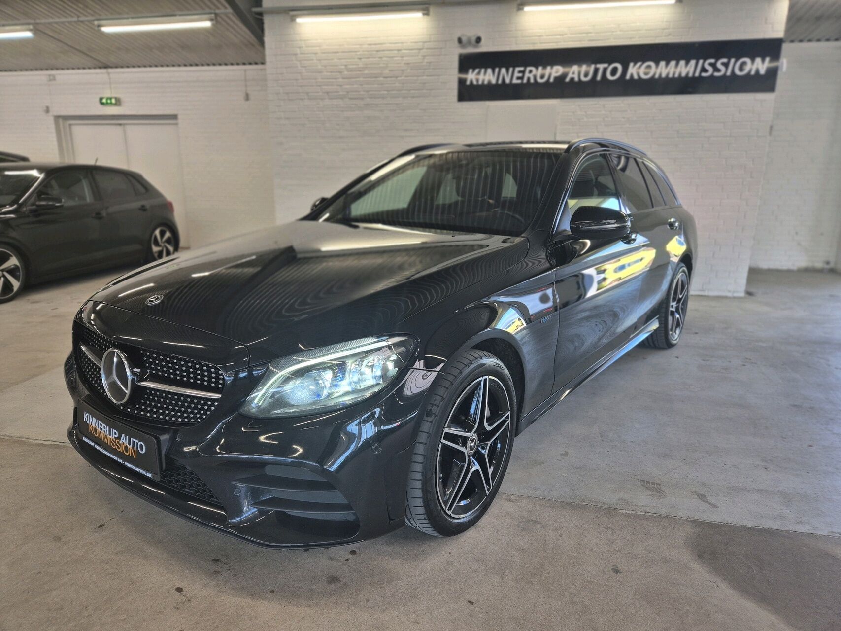 Billede af Mercedes-Benz C300 de T 2,0 CDI  Plugin-hybrid AMG Line 9G-Tronic 306HK Stc Aut.