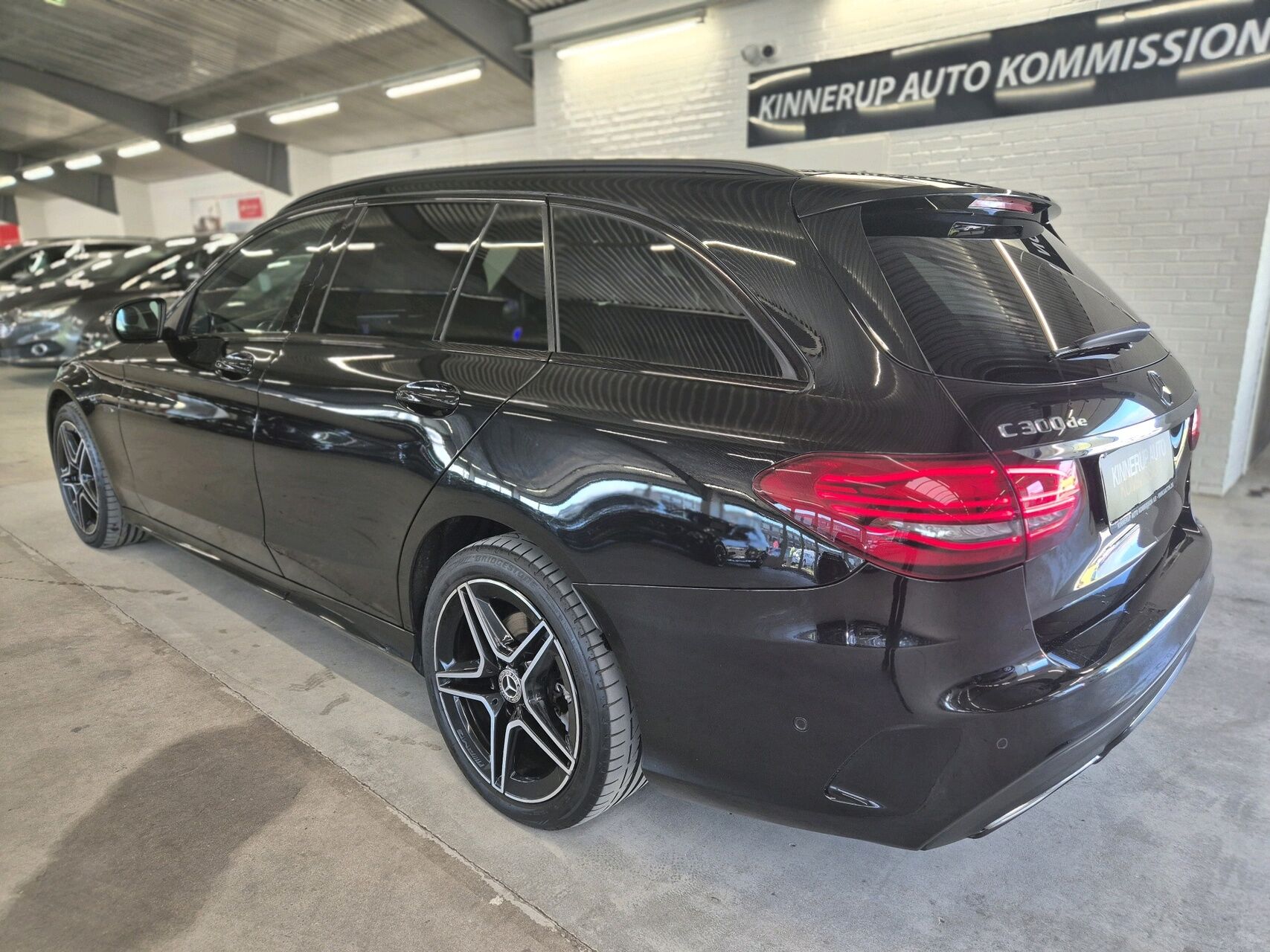 Billede af Mercedes-Benz C300 de T 2,0 CDI  Plugin-hybrid AMG Line 9G-Tronic 306HK Stc Aut.