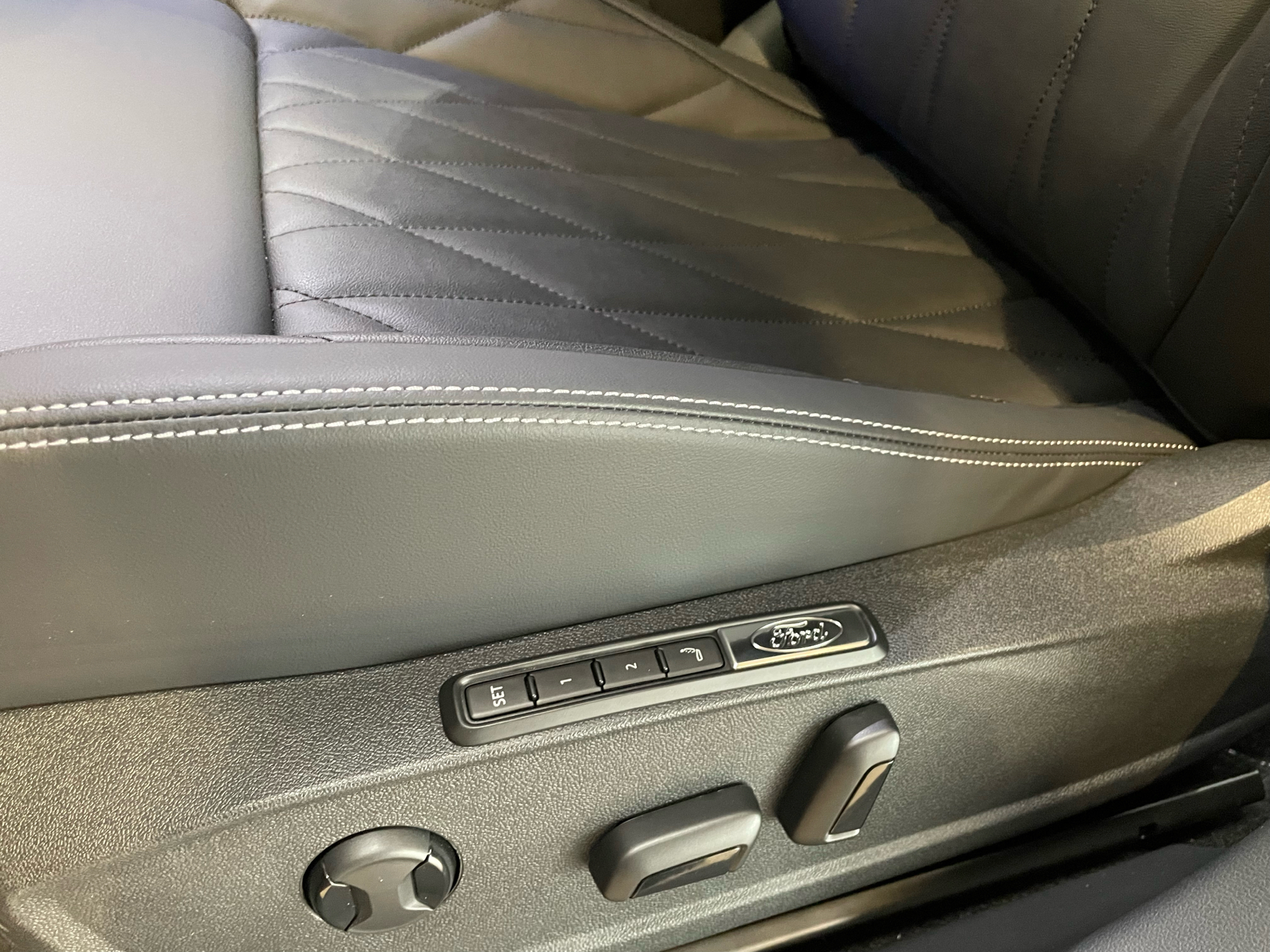 Billede af Ford Capri EL UR Premium 286HK 5d Aut.